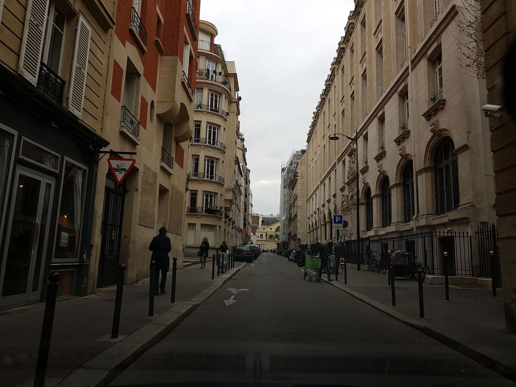 Street view near Appartement Cherche-Midi, Paris 06 Luxembourg — © fgouget (CC BY-SA · Mapillary)