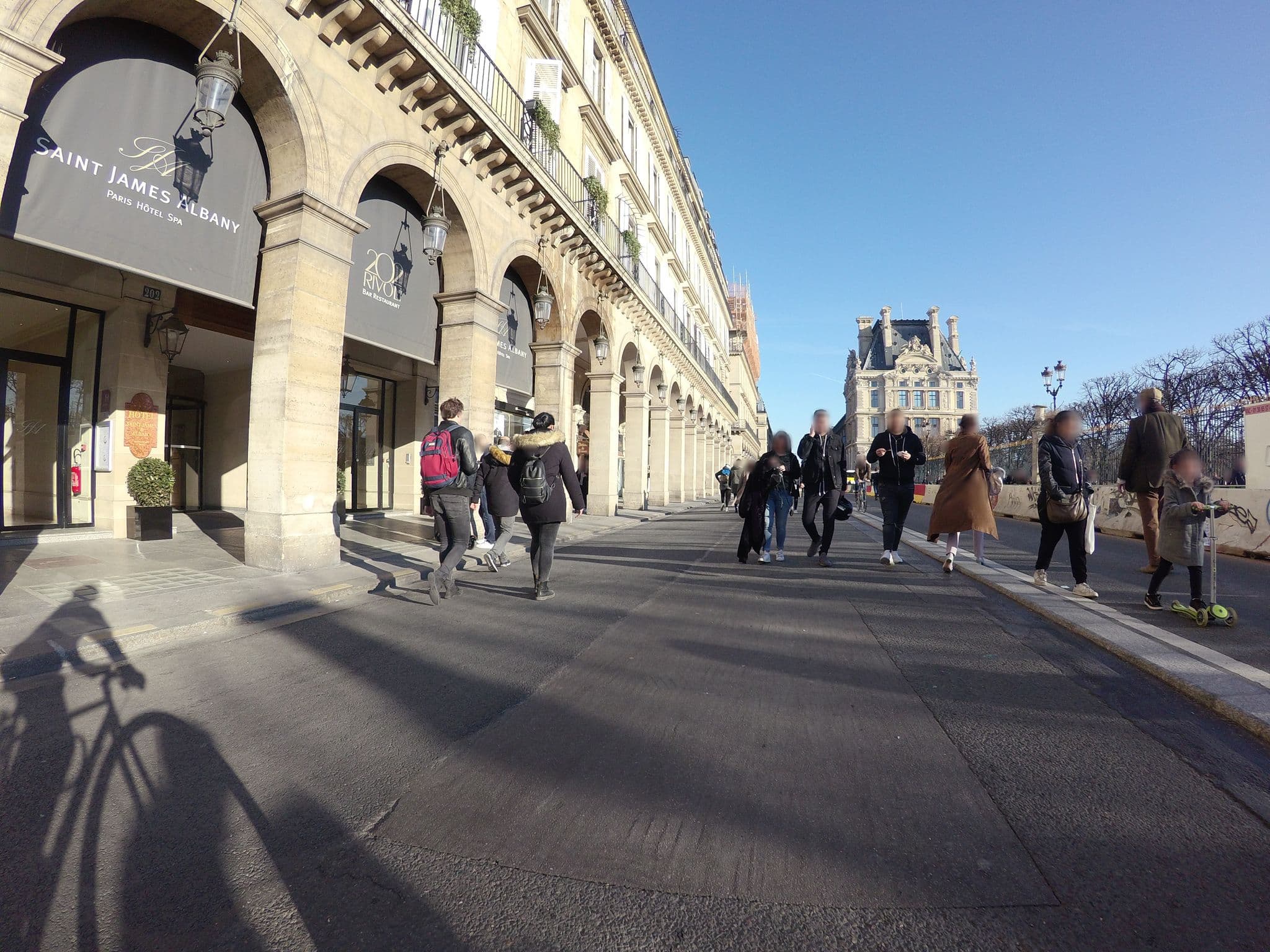 Street view near Cosidays.com, Paris 02 Bourse — © laurentlouf (CC BY-SA · Mapillary)