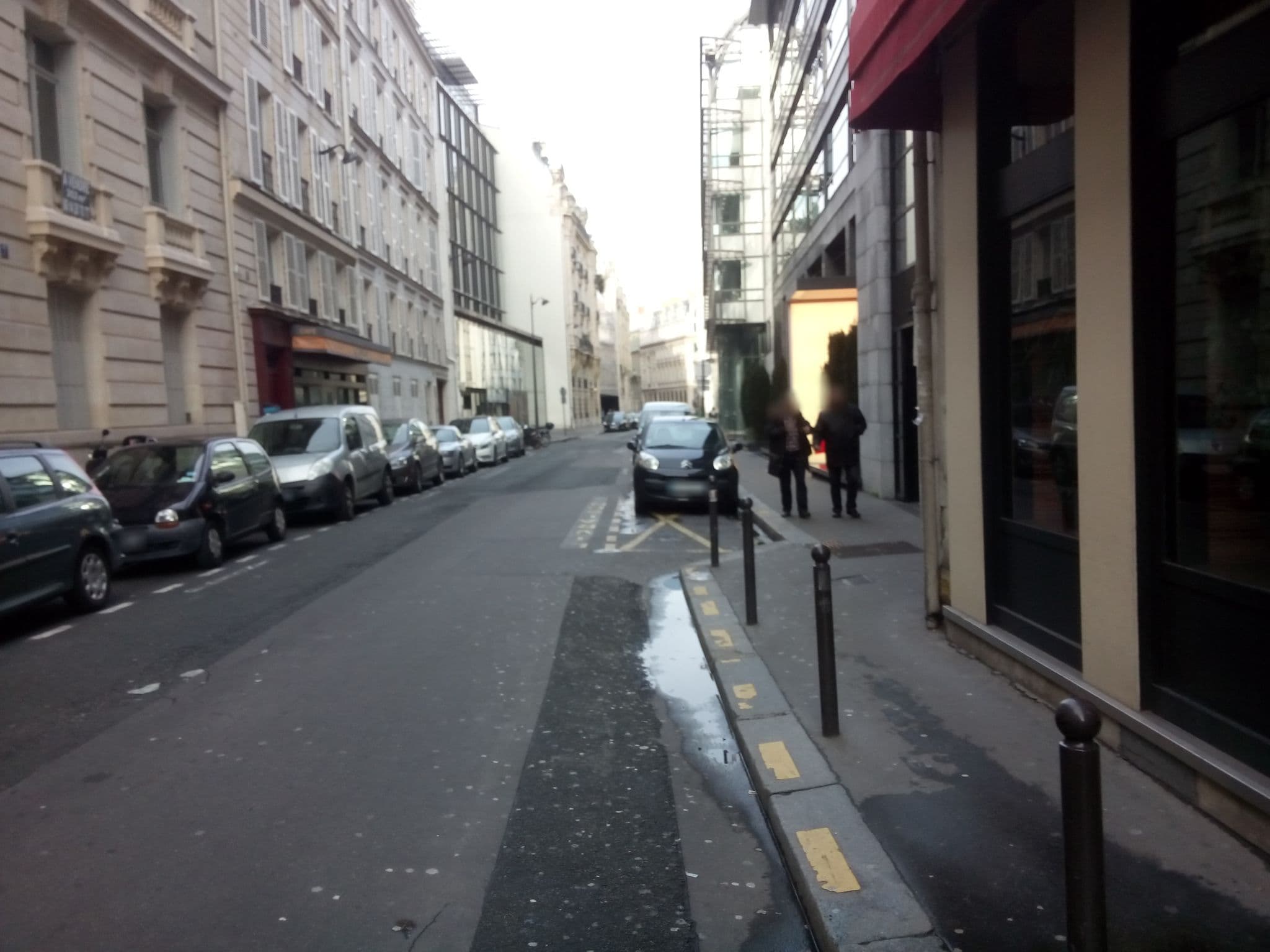 Street view near Hôtel La Sanguine, Paris 08 Élysée — © jibec (CC BY-SA · Mapillary)