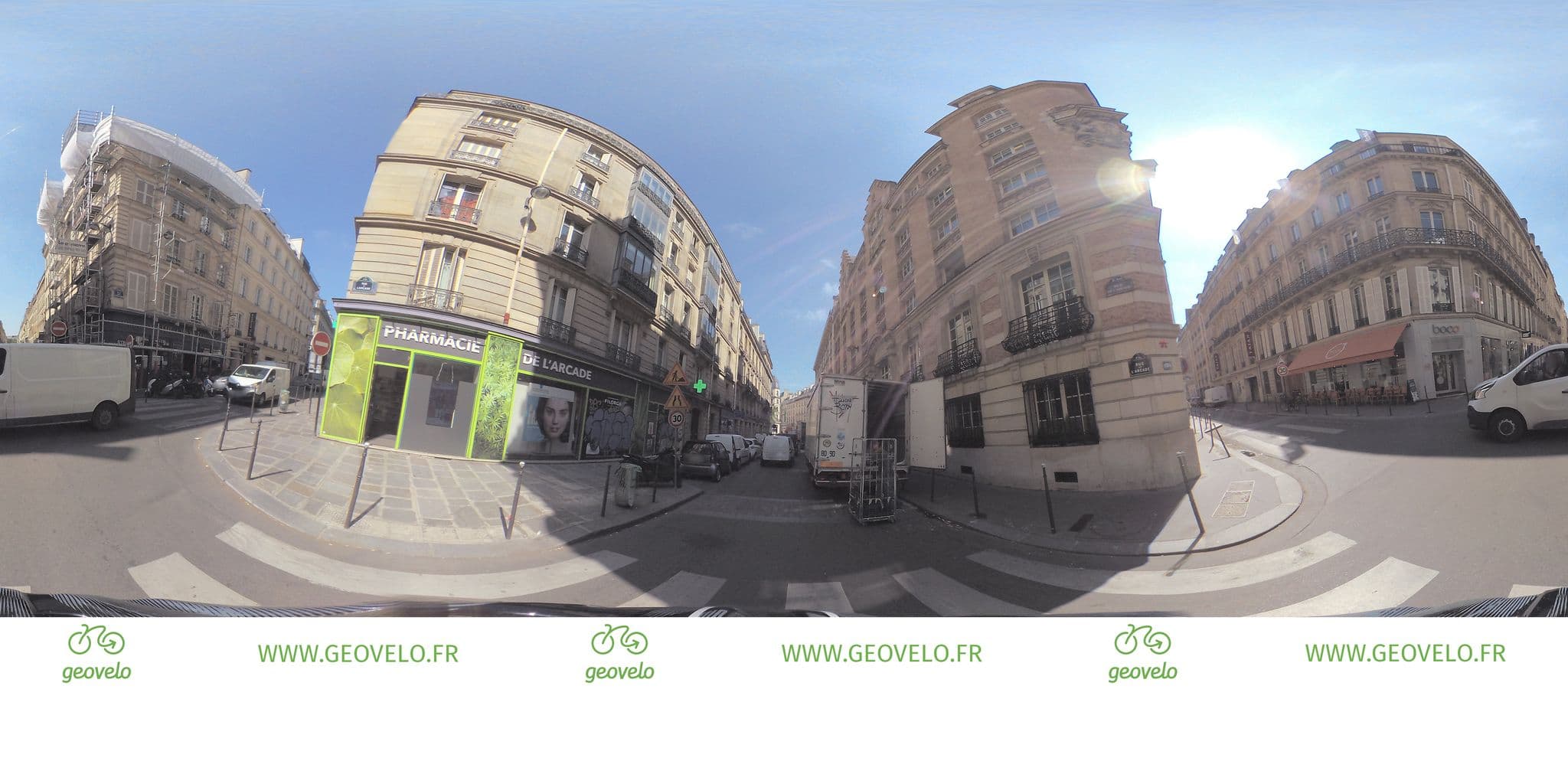 Street view near Best Western Plus Hotel Sydney Opera, Paris 08 Élysée — © simon_geovelo (CC BY-SA · Mapillary)