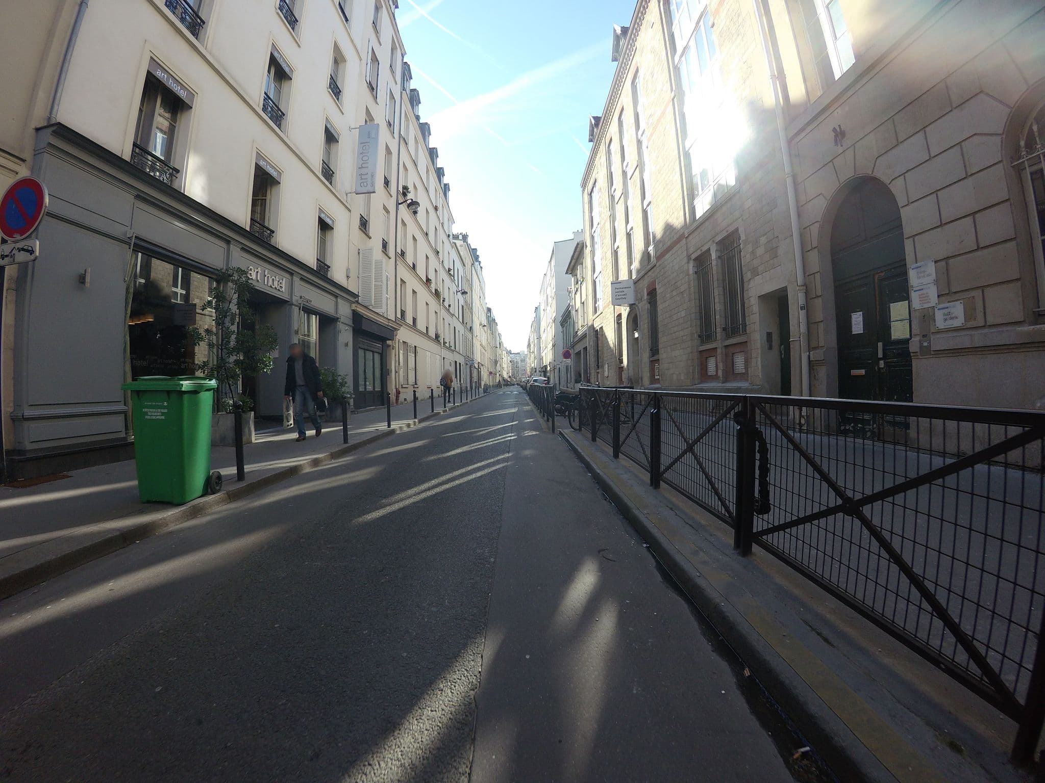 Street view near Gauthey 44, Paris 17 Batignolles-Monceau — © laurentlouf (CC BY-SA · Mapillary)