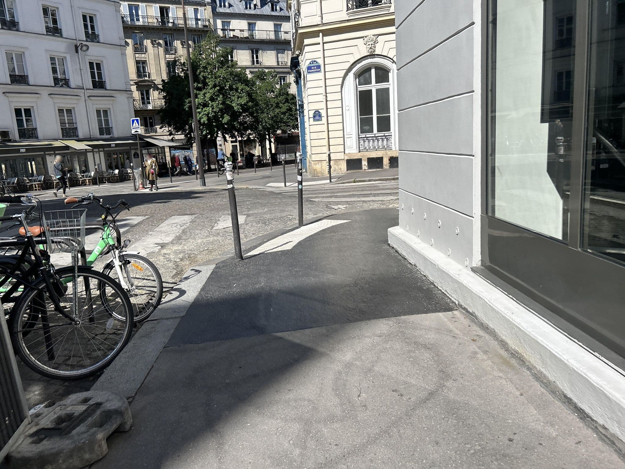 Street view near Timhotel, Paris 17 Batignolles-Monceau — © railorama (CC BY-SA · Mapillary)