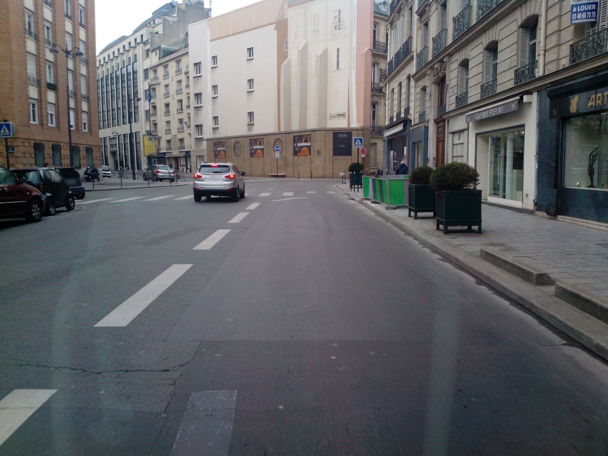 Street view near Luxurious Matignon Apartment, Paris 08 Élysée — © dhuyp (CC BY-SA · Mapillary)