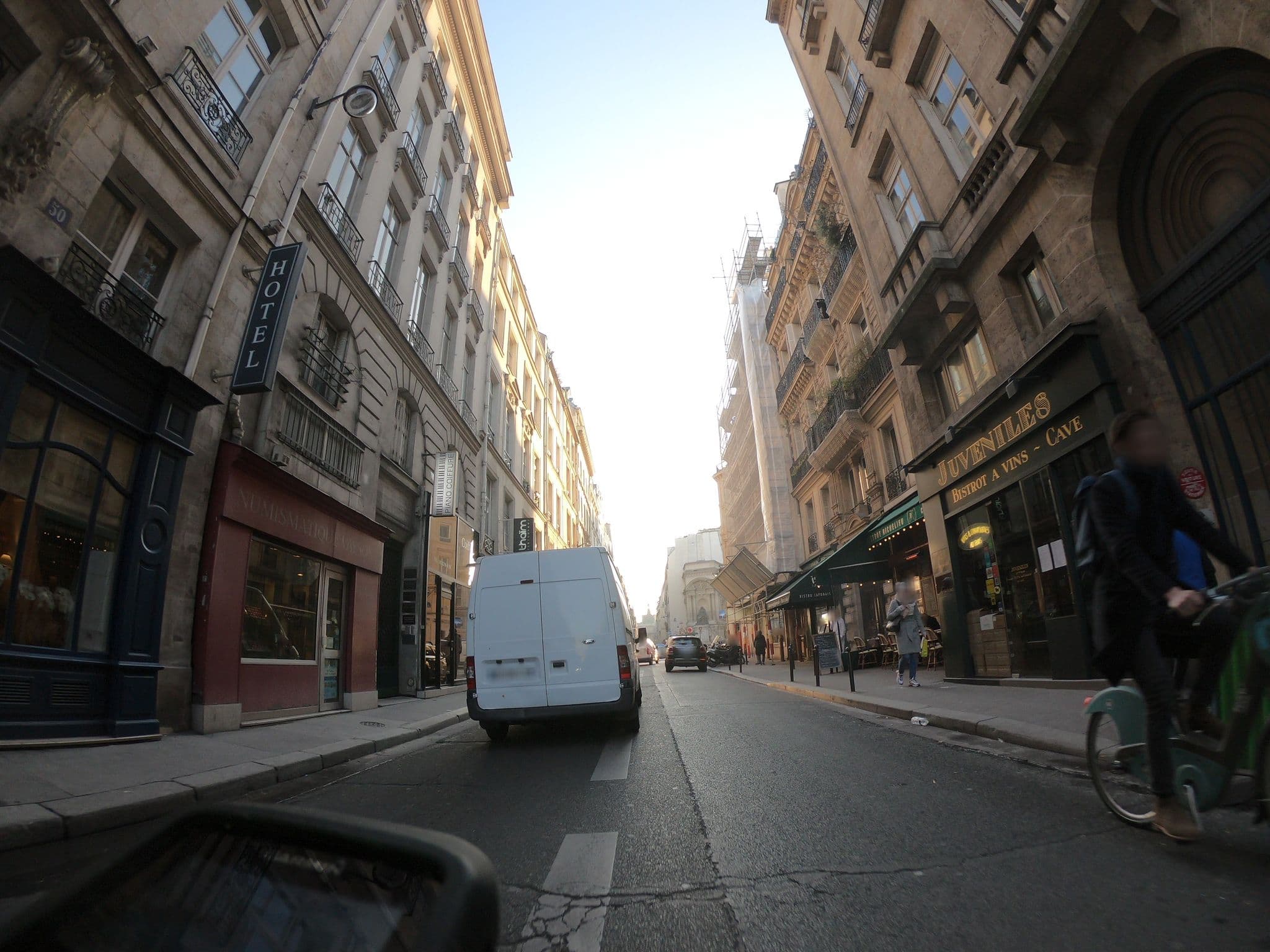 Street view near Golden Tulip Hotel Washington Opera Hotel, Paris 02 Bourse — © htonchia (CC BY-SA · Mapillary)