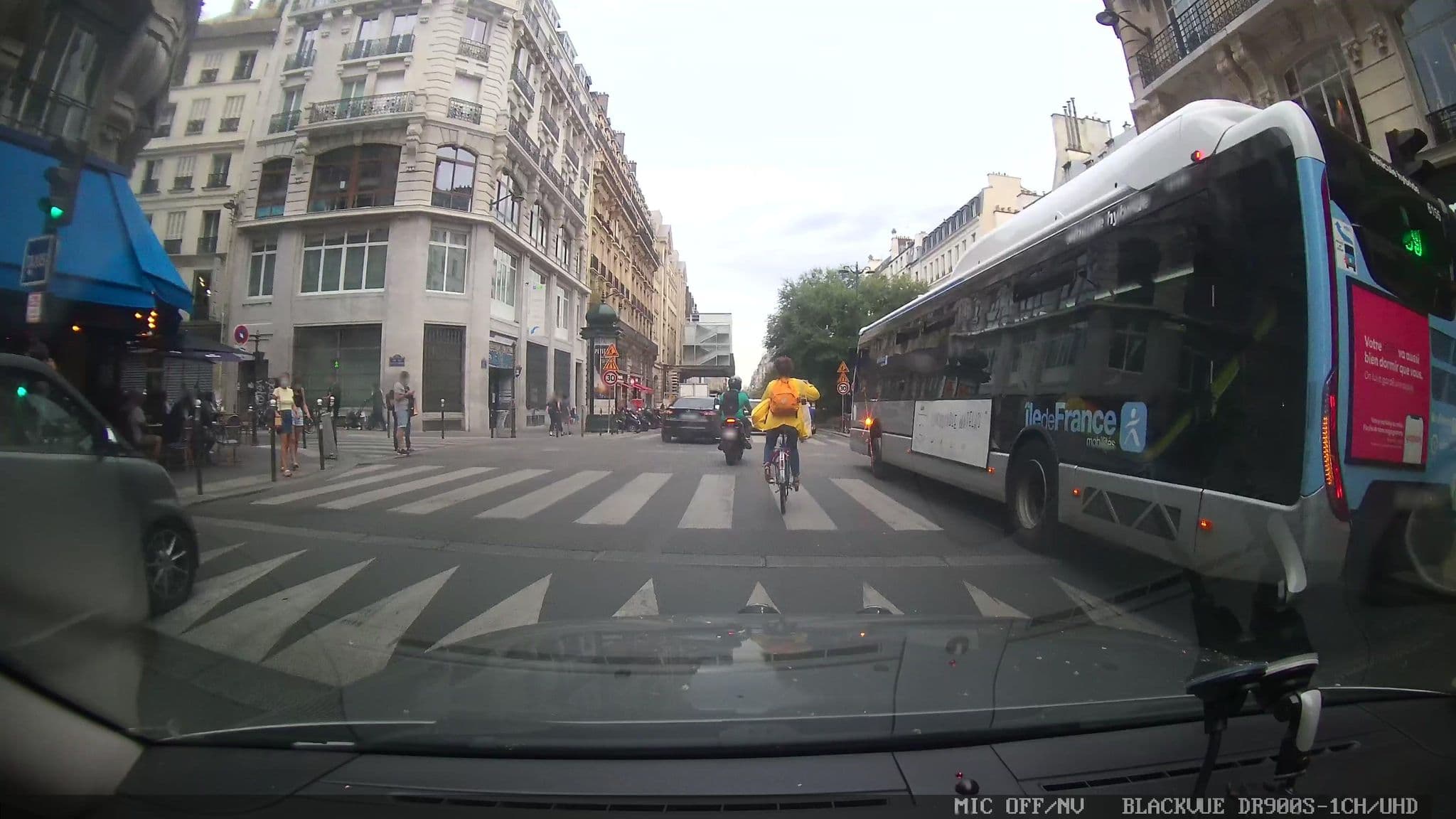 Street view near 19 Atelier Montorgueil, Paris 02 Bourse — © grobin (CC BY-SA · Mapillary)