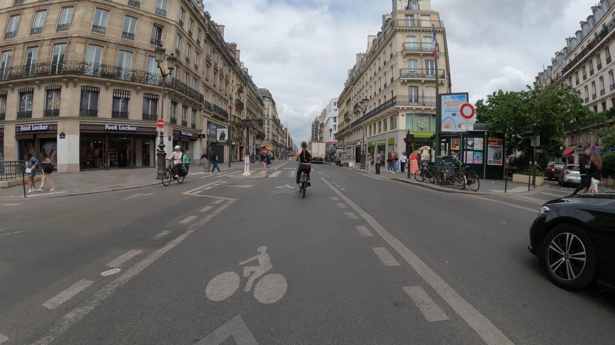 Street view near GÎTE DES CONQUETTES, Paris 04 Hôtel-de-Ville — © Nzau (CC BY-SA · Mapillary)