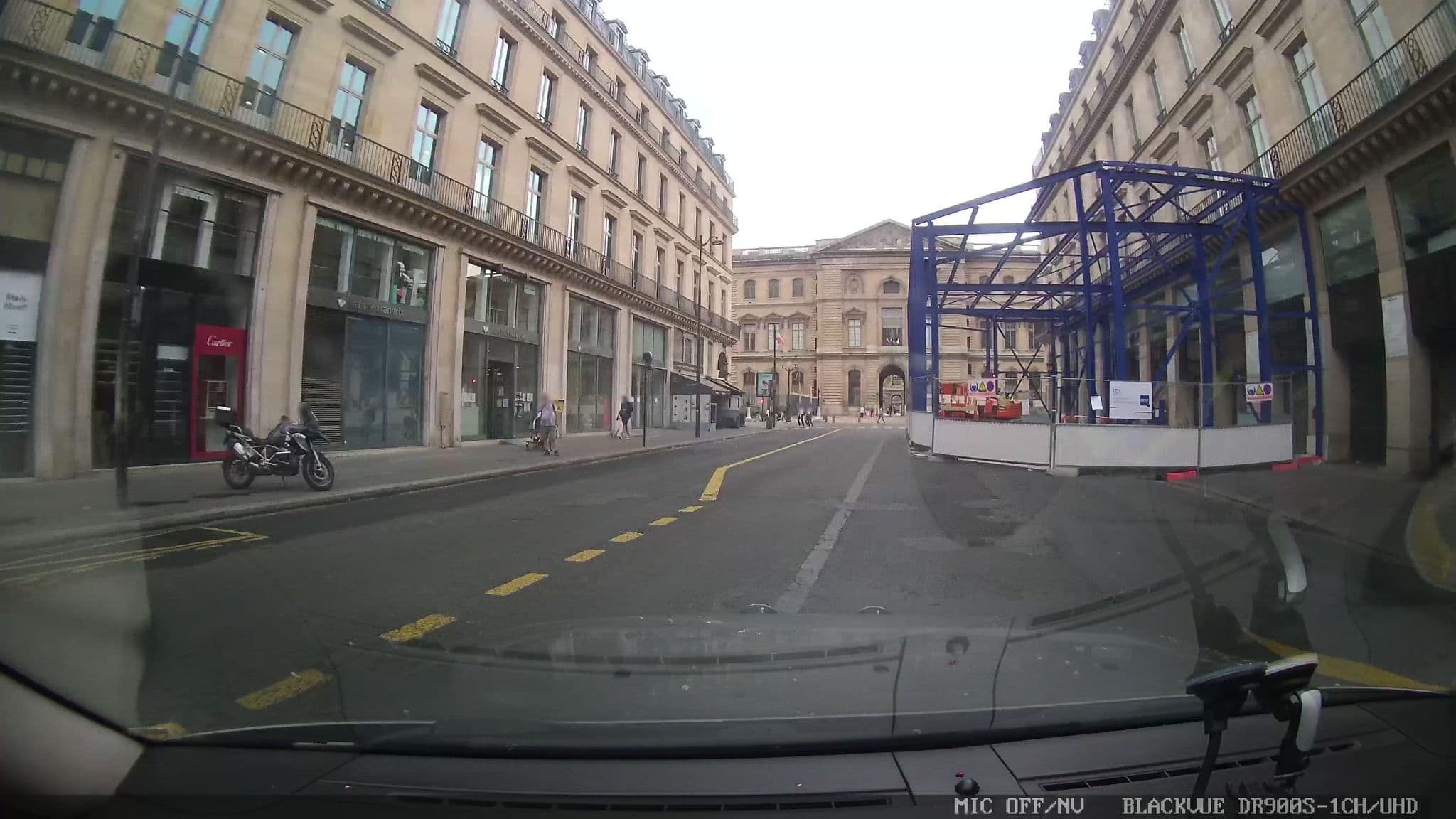 Street view near Sodexo Entreprises, Paris 01 Louvre — © grobin (CC BY-SA · Mapillary)
