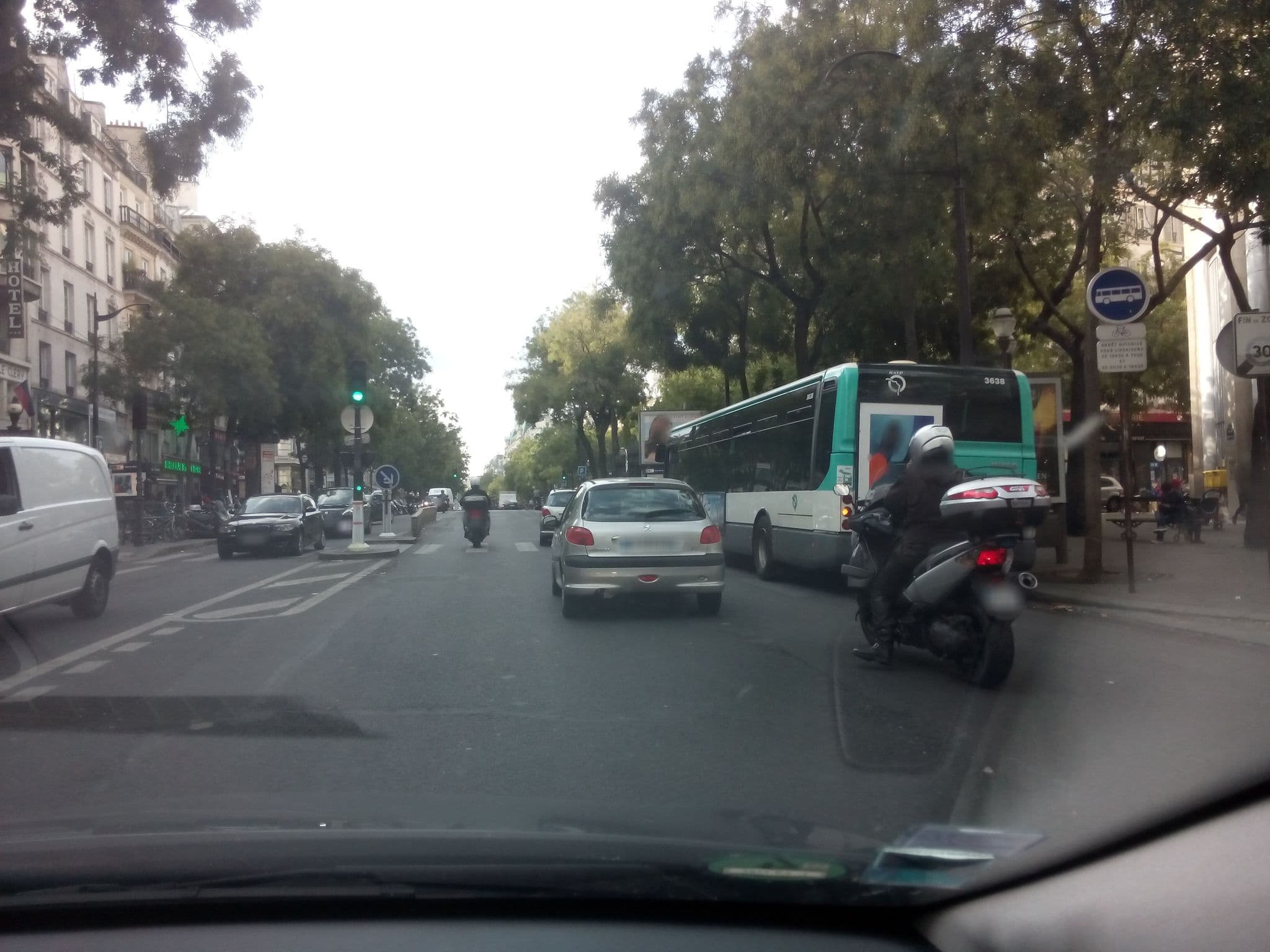 Street view near Hôtel d'Orléans Paris, Paris 10 Entrepôt — © jibec (CC BY-SA · Mapillary)