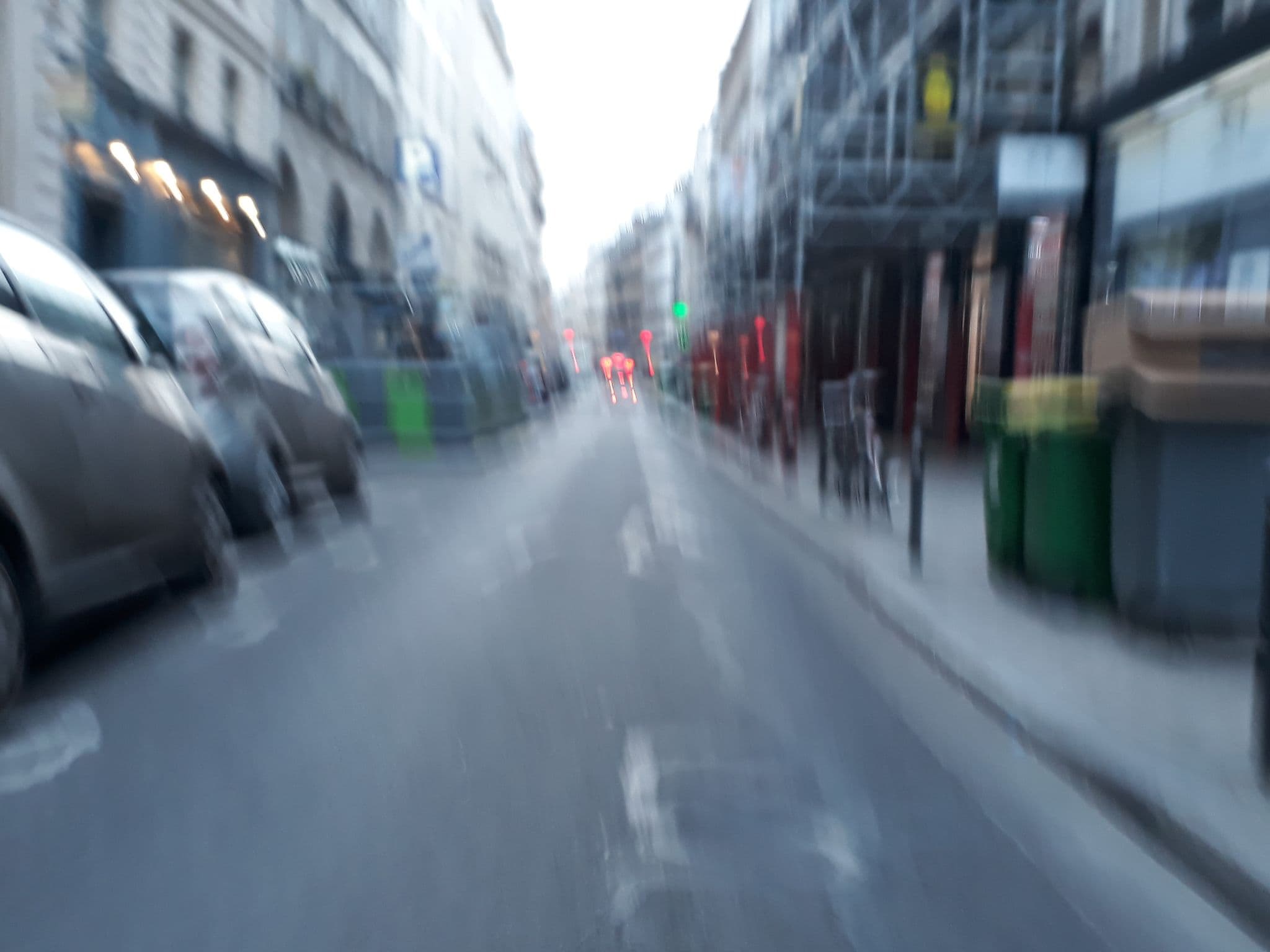 Street view near Apart Inn Paris, Porte Saint-Denis — © pierrent (CC BY-SA · Mapillary)