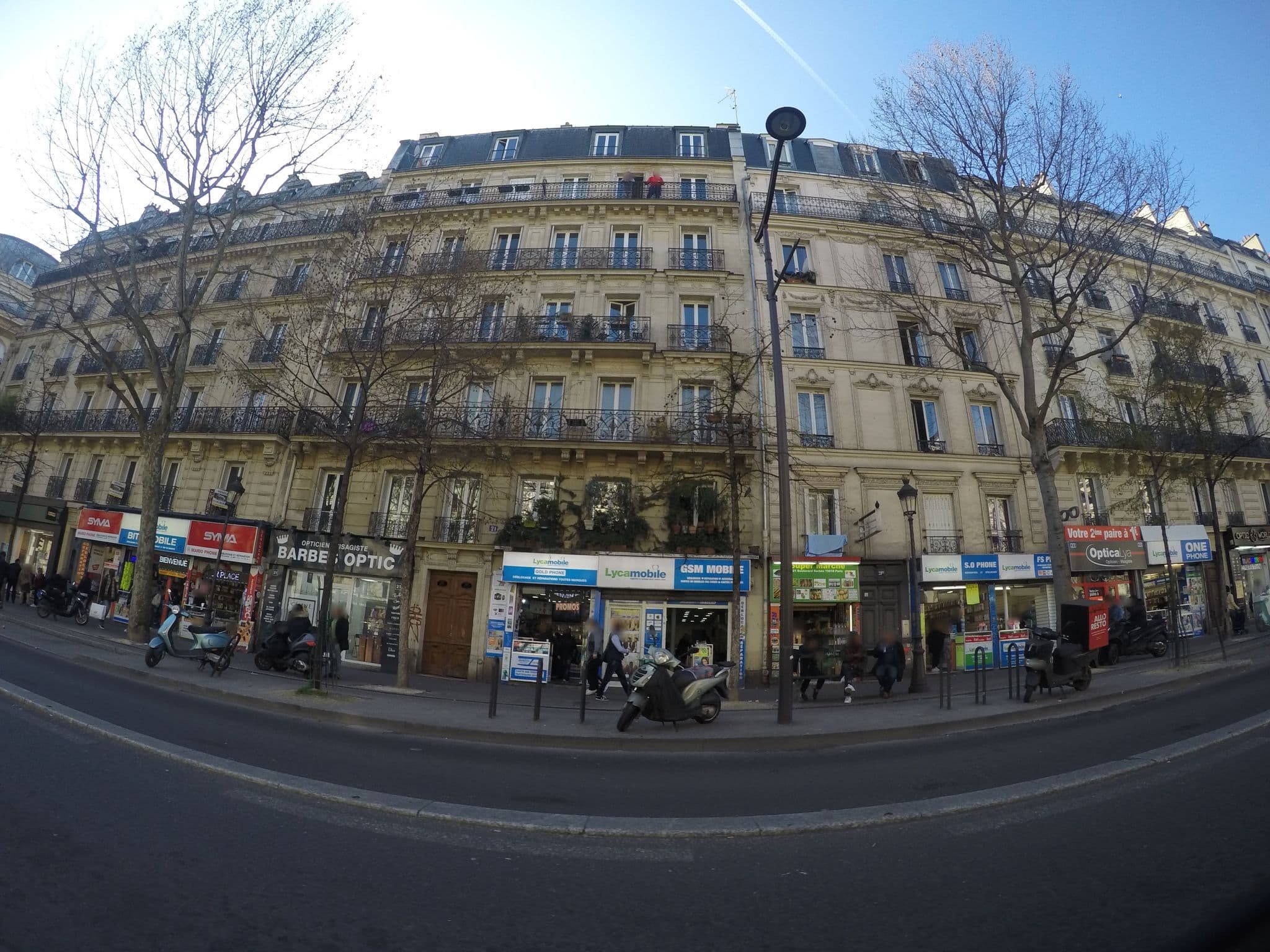 Street view near Hôtel Pax Montmartre, Saint-Vincent de Paul — © ccossio (CC BY-SA · Mapillary)