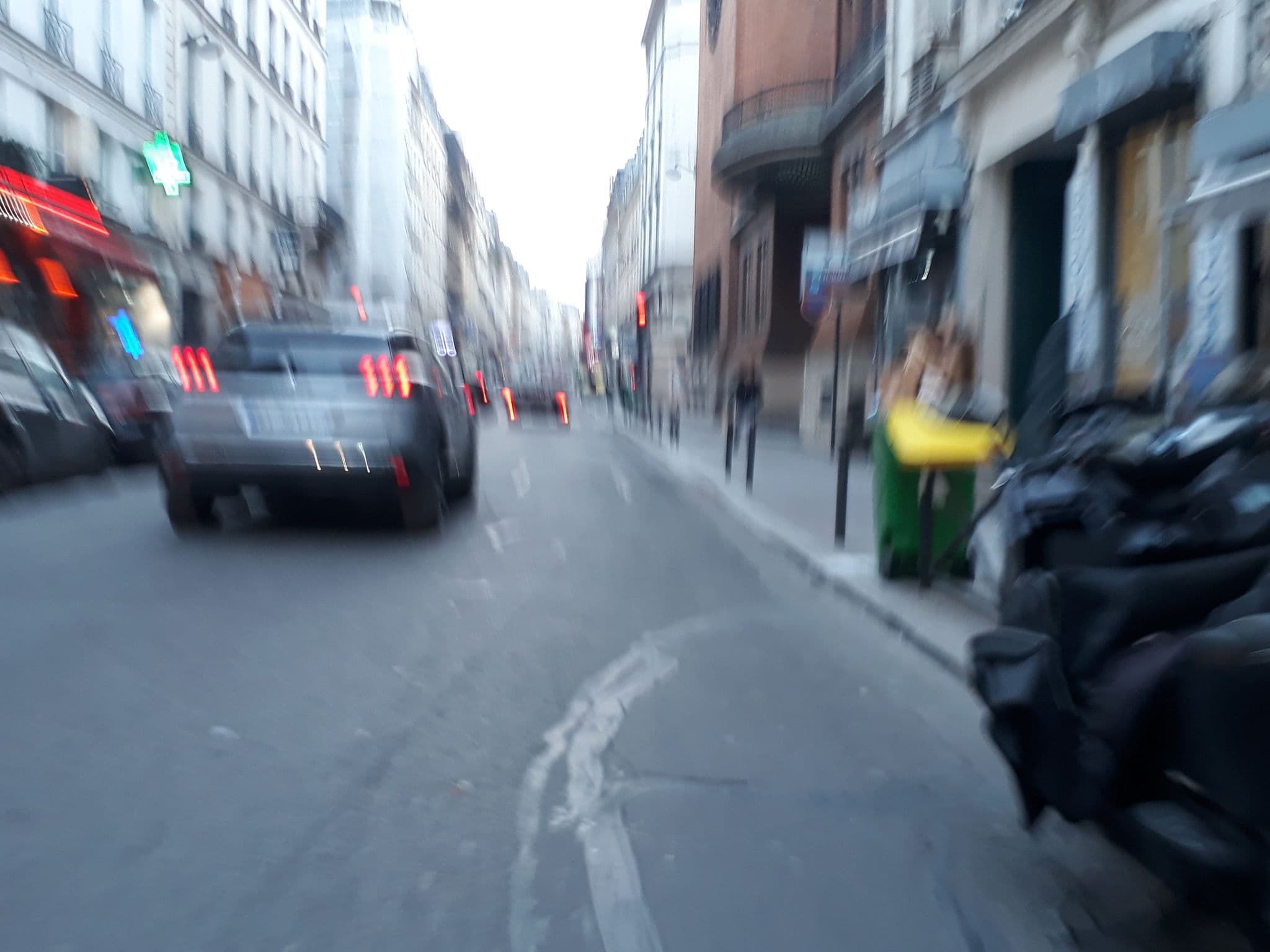 Street view near Beauquartier Paris - Grands Boulevards, Porte Saint-Denis — © pierrent (CC BY-SA · Mapillary)