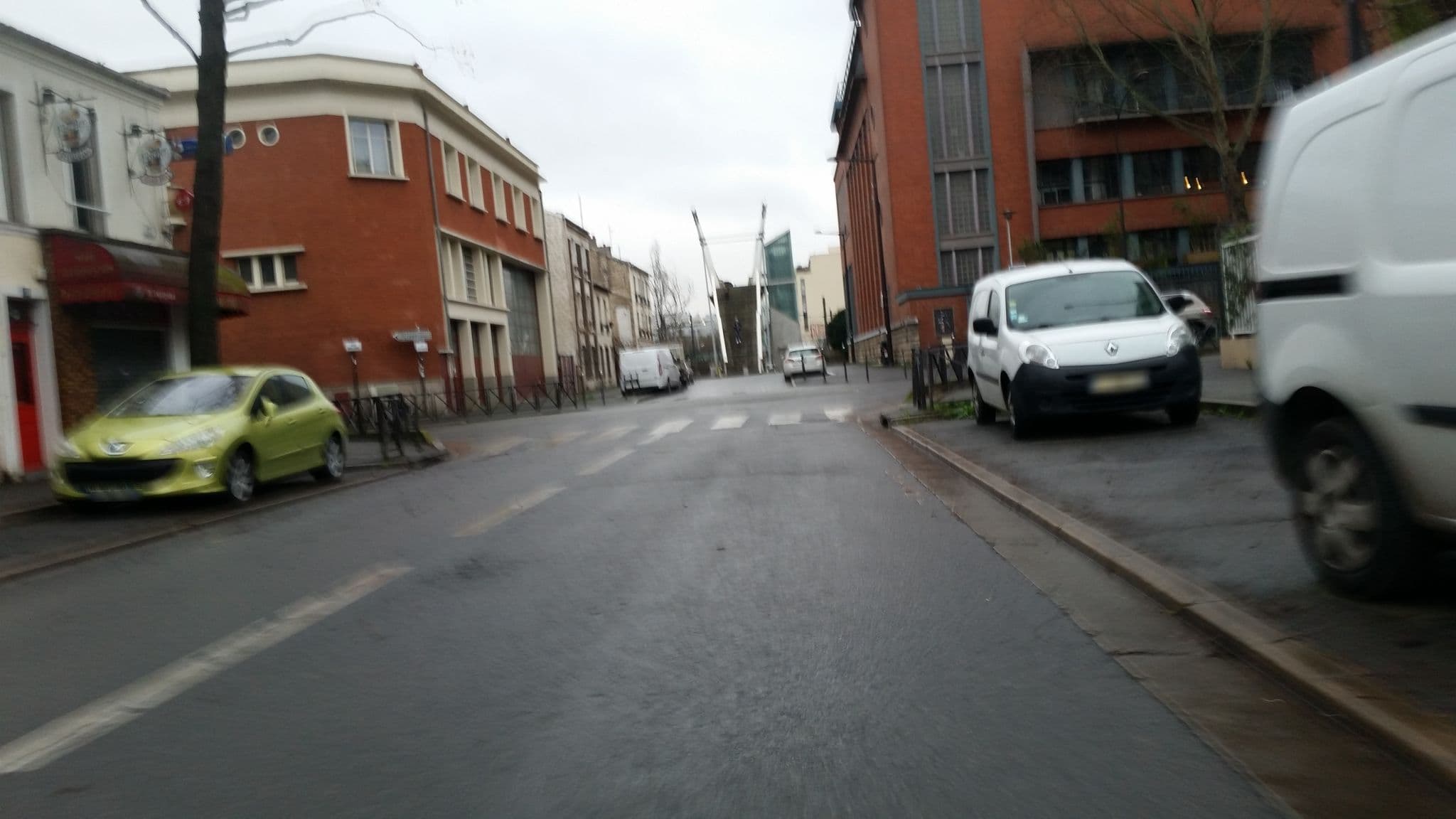 Street view near Bed And Breakfast Ivry, Ivry-sur-Seine — © obny (CC BY-SA · Mapillary)