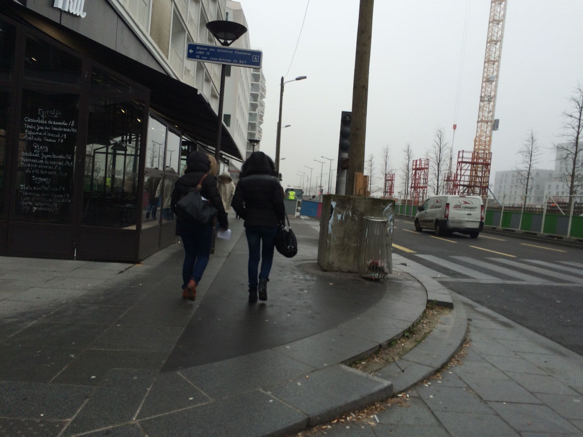 Street view near Park & Suites Appart Hotel Prestige, Gare — © bfontaine (CC BY-SA · Mapillary)