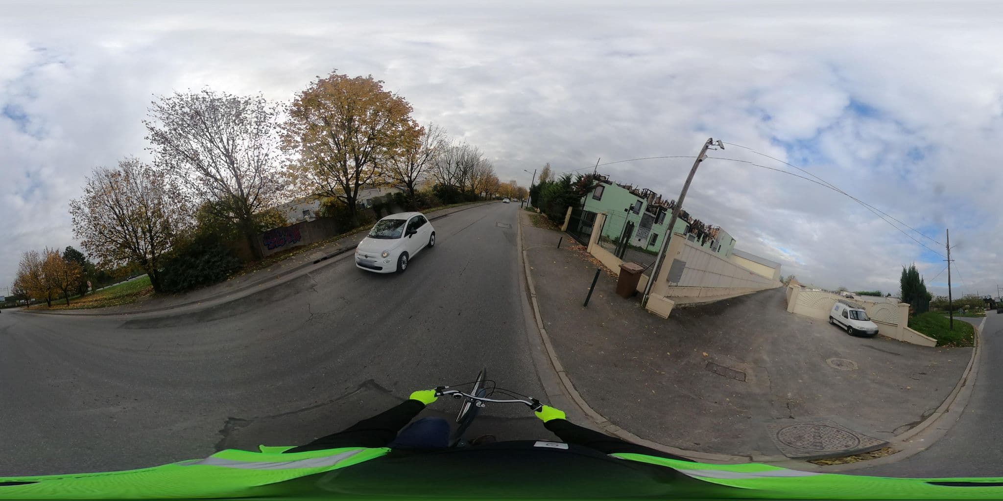 Street view near Hôtel initial by balladins Vigneux-Sur-Seine, Ablon-sur-Seine — © Urbanisme_Mobilites (CC BY-SA · Mapillary)