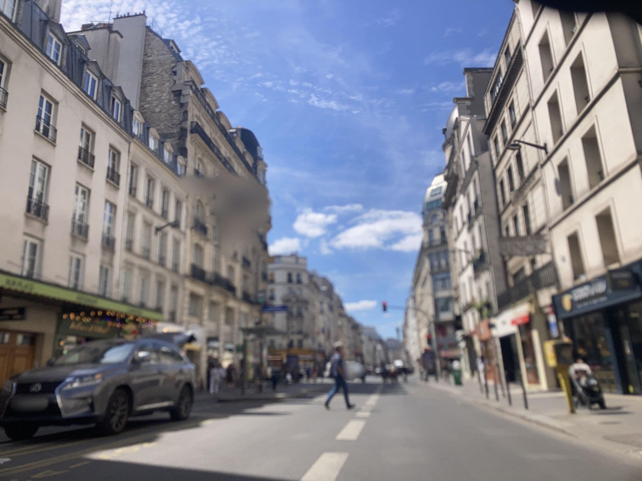 Street view near Hôtel Centrotel, Quinze-Vingts — © zb256 (CC BY-SA · Mapillary)
