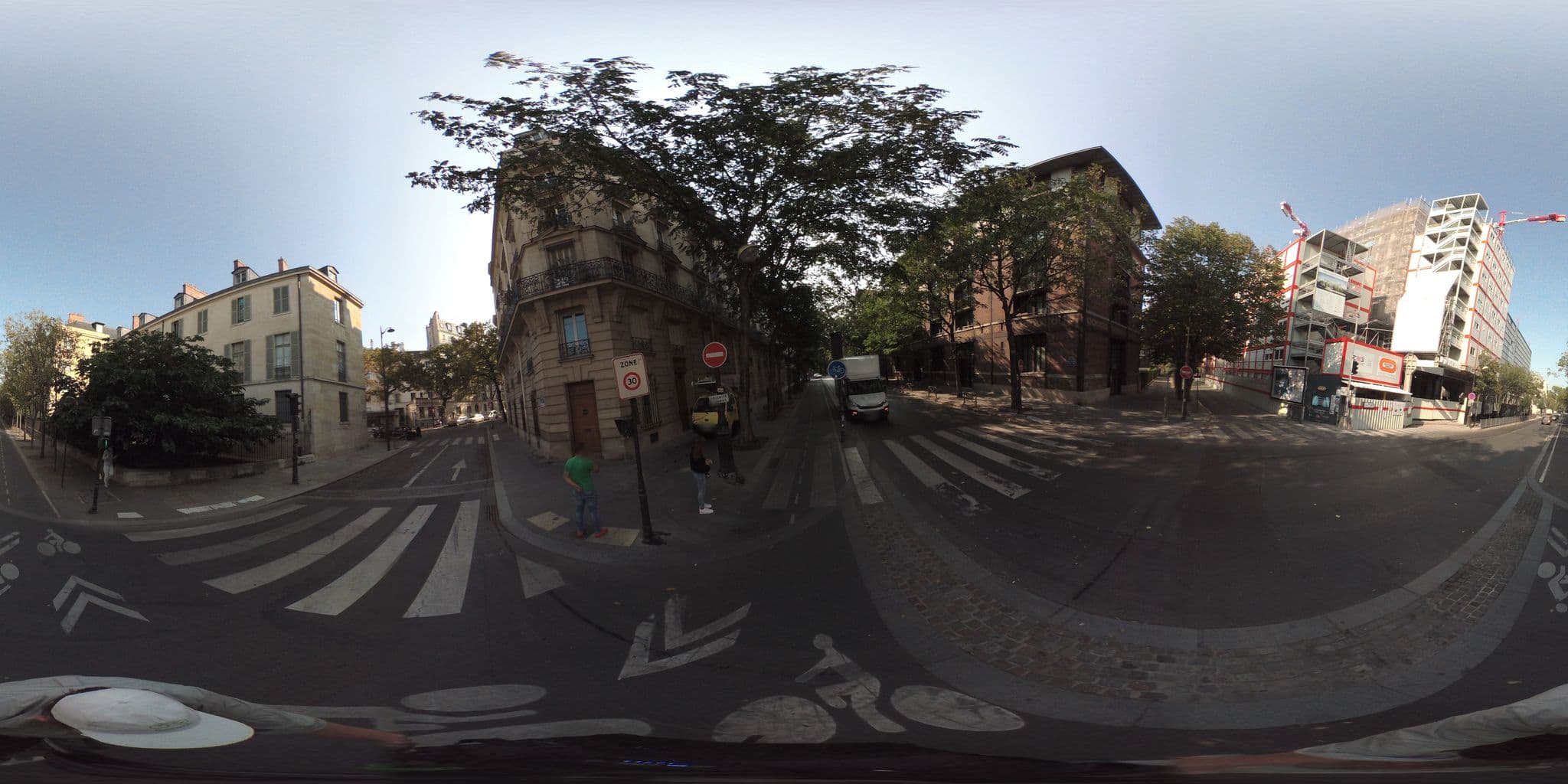Street view near Appartement Morland, Quinze-Vingts — © geovelo (CC BY-SA · Mapillary)