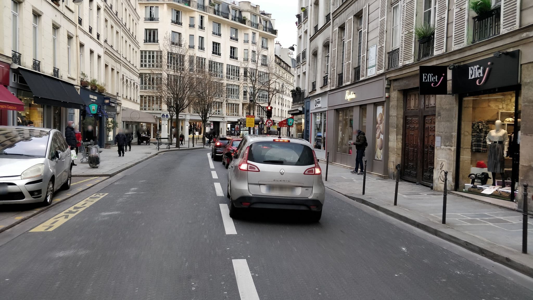 Street view near Hôtel des Chevaliers, Paris 03 Temple — © overflorian (CC BY-SA · Mapillary)