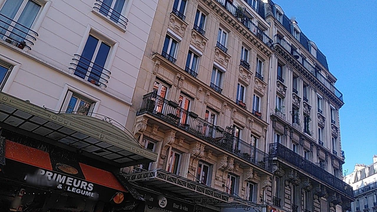 Street view near New Hotel le Voltaire, Roquette — © britze (CC BY-SA · Mapillary)
