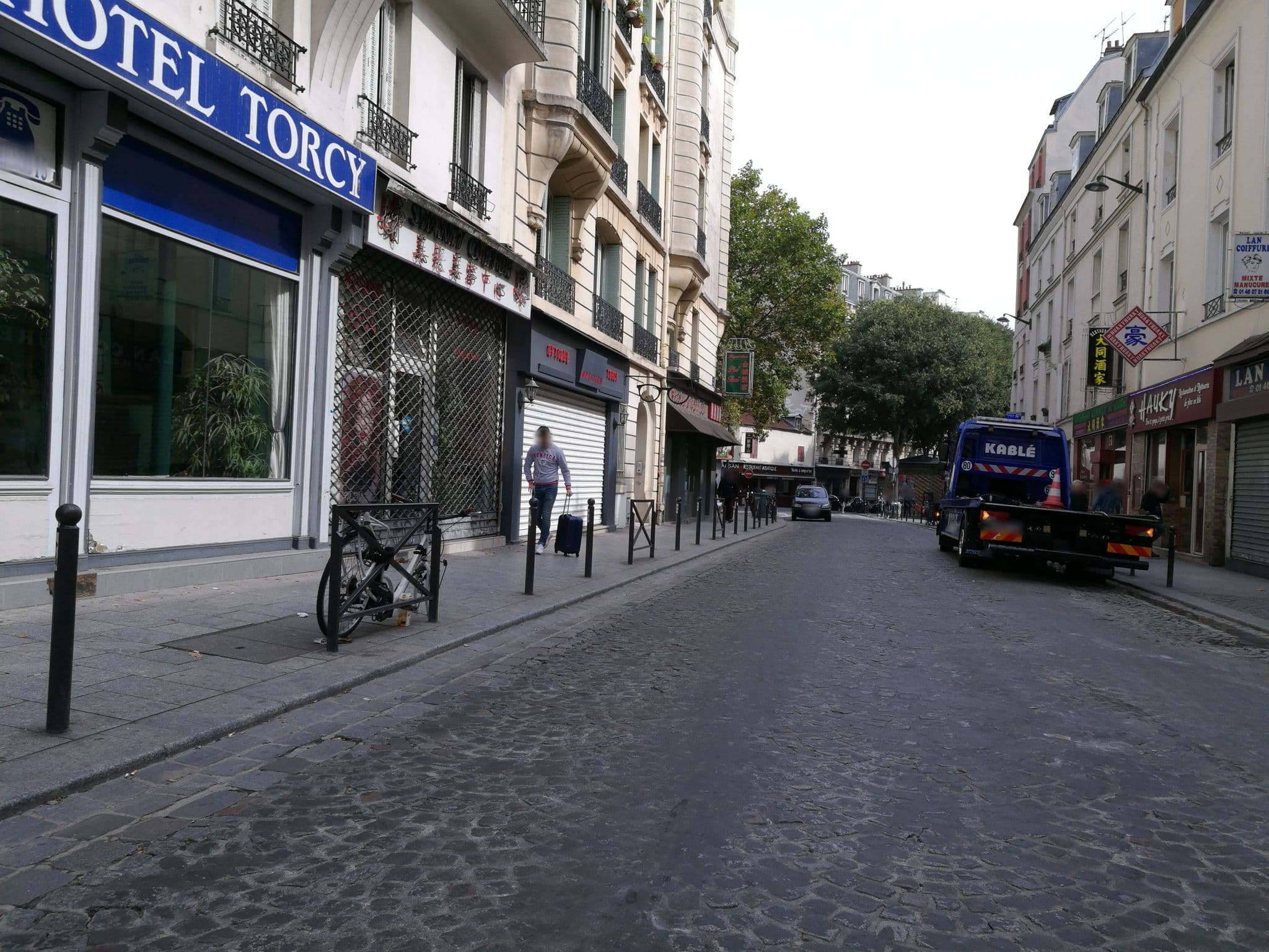 Street view near Torcy Hotel Paris, Paris 18 Buttes-Montmartre — © lga (CC BY-SA · Mapillary)
