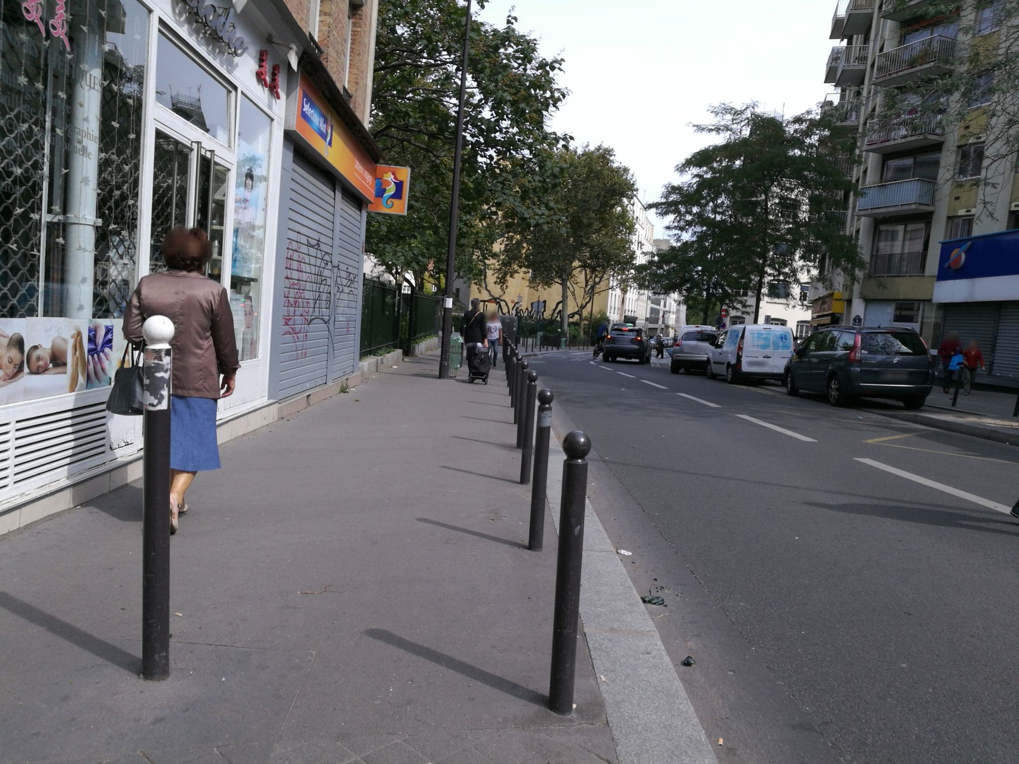 Street view near Sengo Import Export, Paris 18 Buttes-Montmartre — © lga (CC BY-SA · Mapillary)