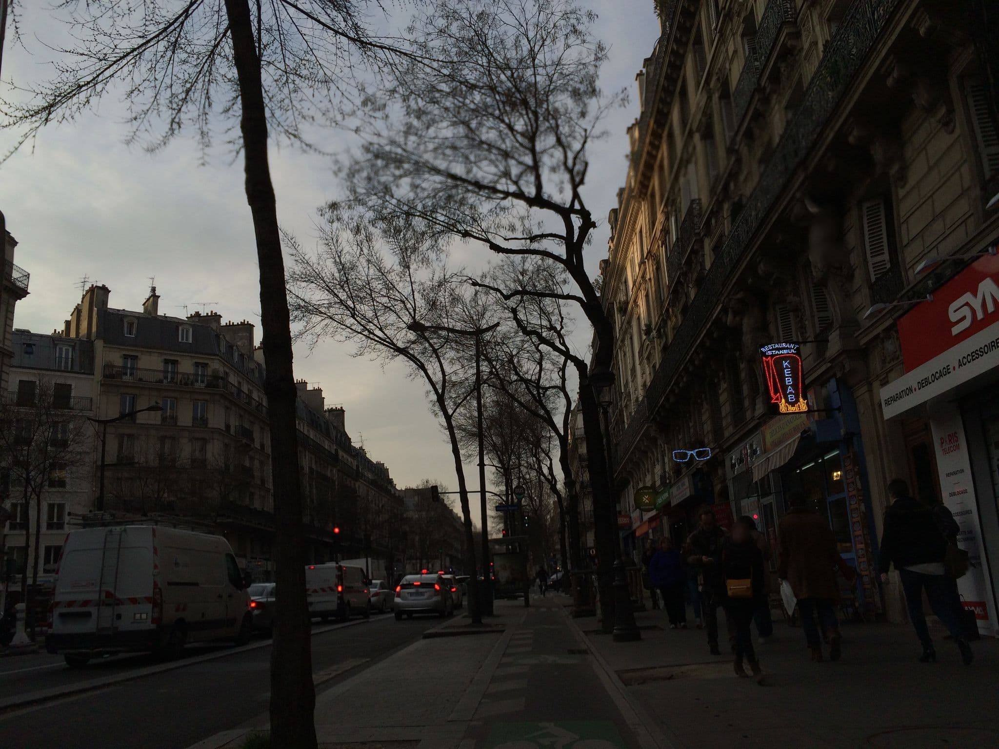 Street view near Staycity Serviced Apartments Gare de l’Est, Porte Saint-Martin — © troch (CC BY-SA · Mapillary)