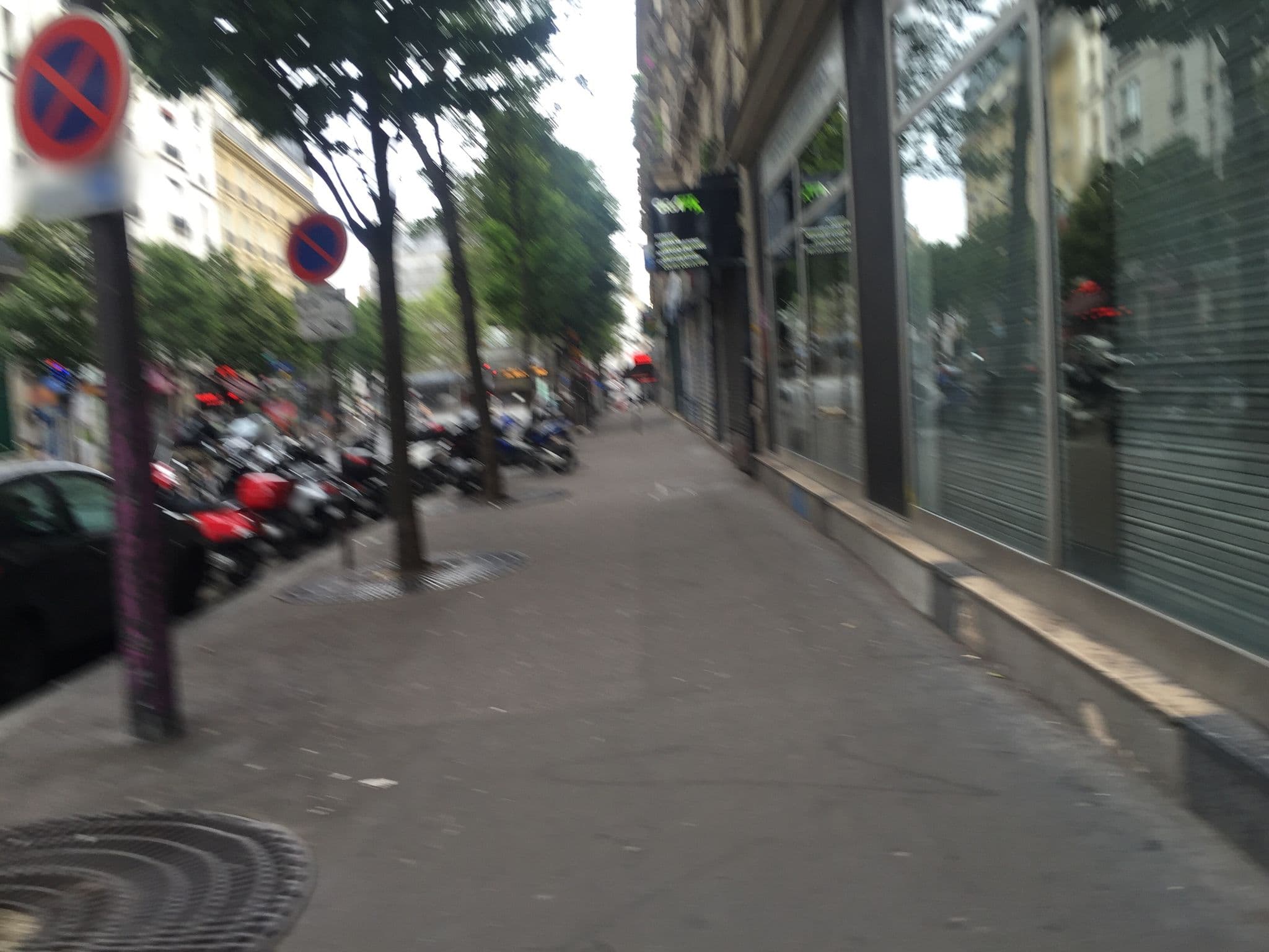 Street view near Apolinaire's Logis, Paris 18 Buttes-Montmartre — © thepriben (CC BY-SA · Mapillary)
