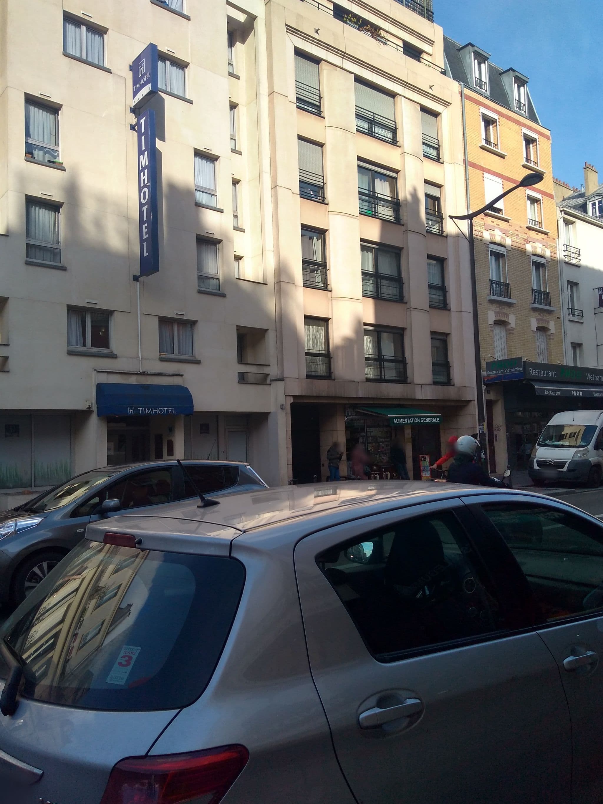 Street view near Hôtel le Moderne, Sainte-Marguerite — © nlehuby (CC BY-SA · Mapillary)