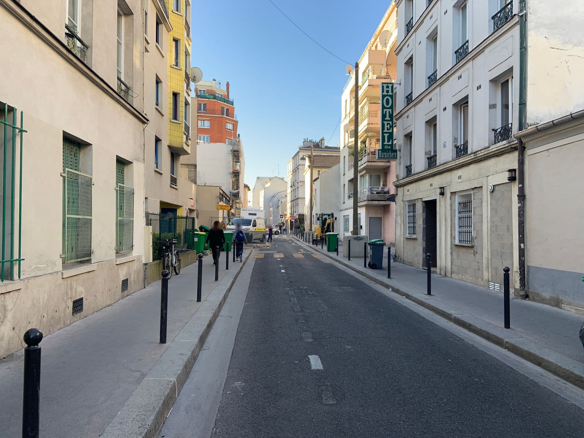 Street view near Hôtel des Maraîchers, Sainte-Marguerite — © panpan (CC BY-SA · Mapillary)