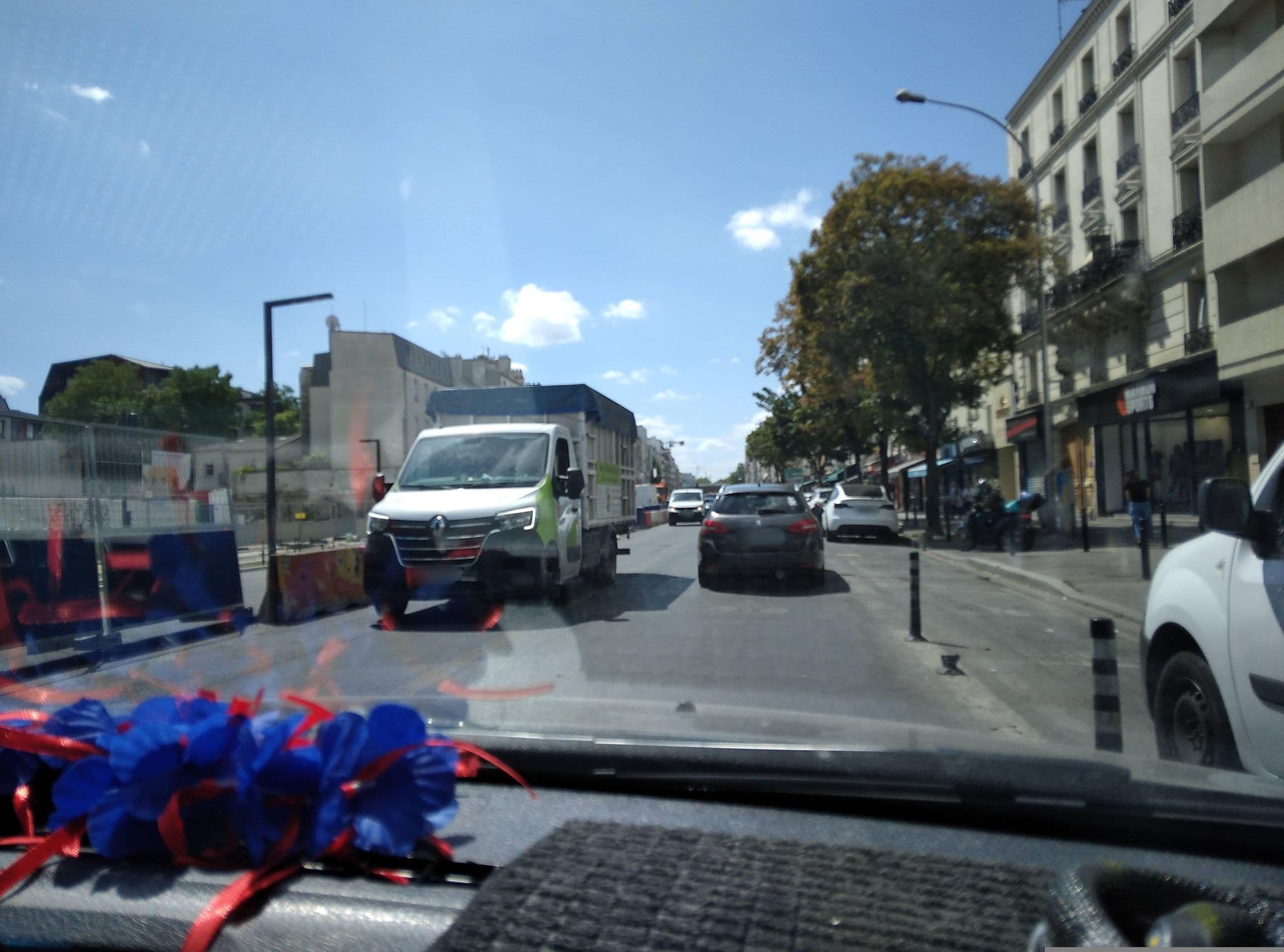 Street view near Société Hôtel Couto, Aubervilliers — © didoudidi77 (CC BY-SA · Mapillary)