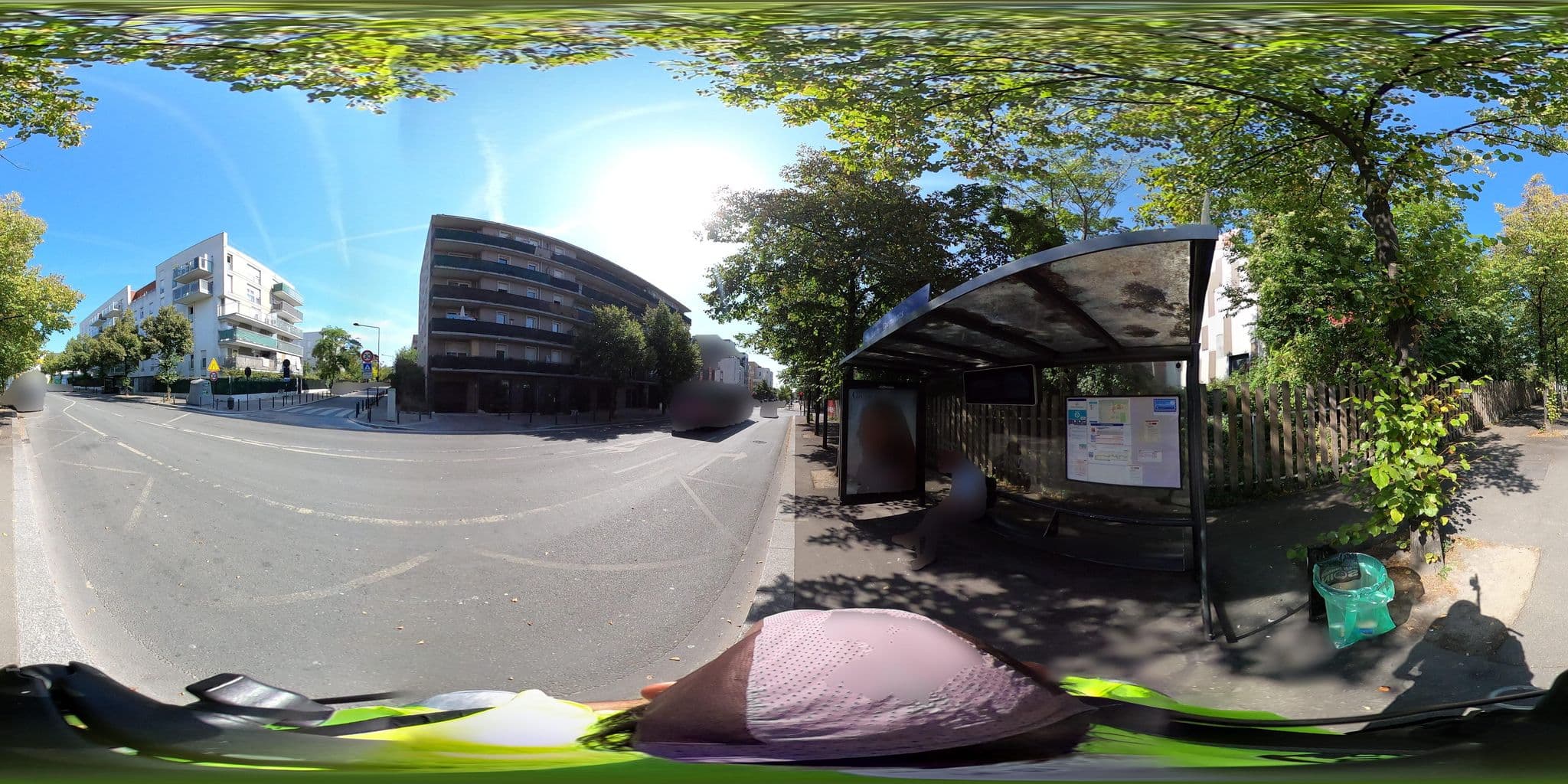 Street view near Yates' Brainz, Plaine 1 — © cartocite (CC BY-SA · Mapillary)