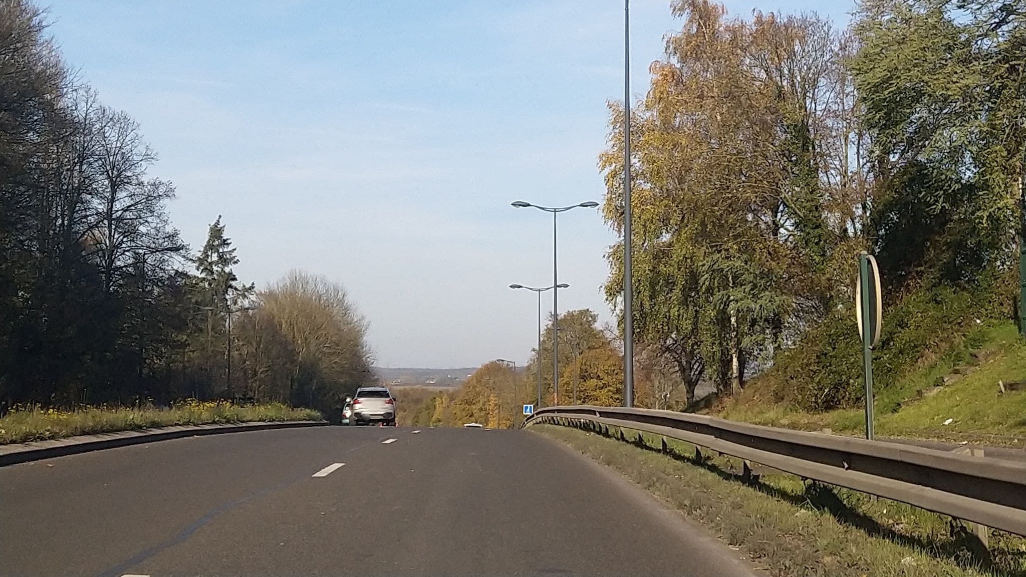 Street view near Hôtel Kyriad Paris Ecouen, Écouen — © didier2020 (CC BY-SA · Mapillary)