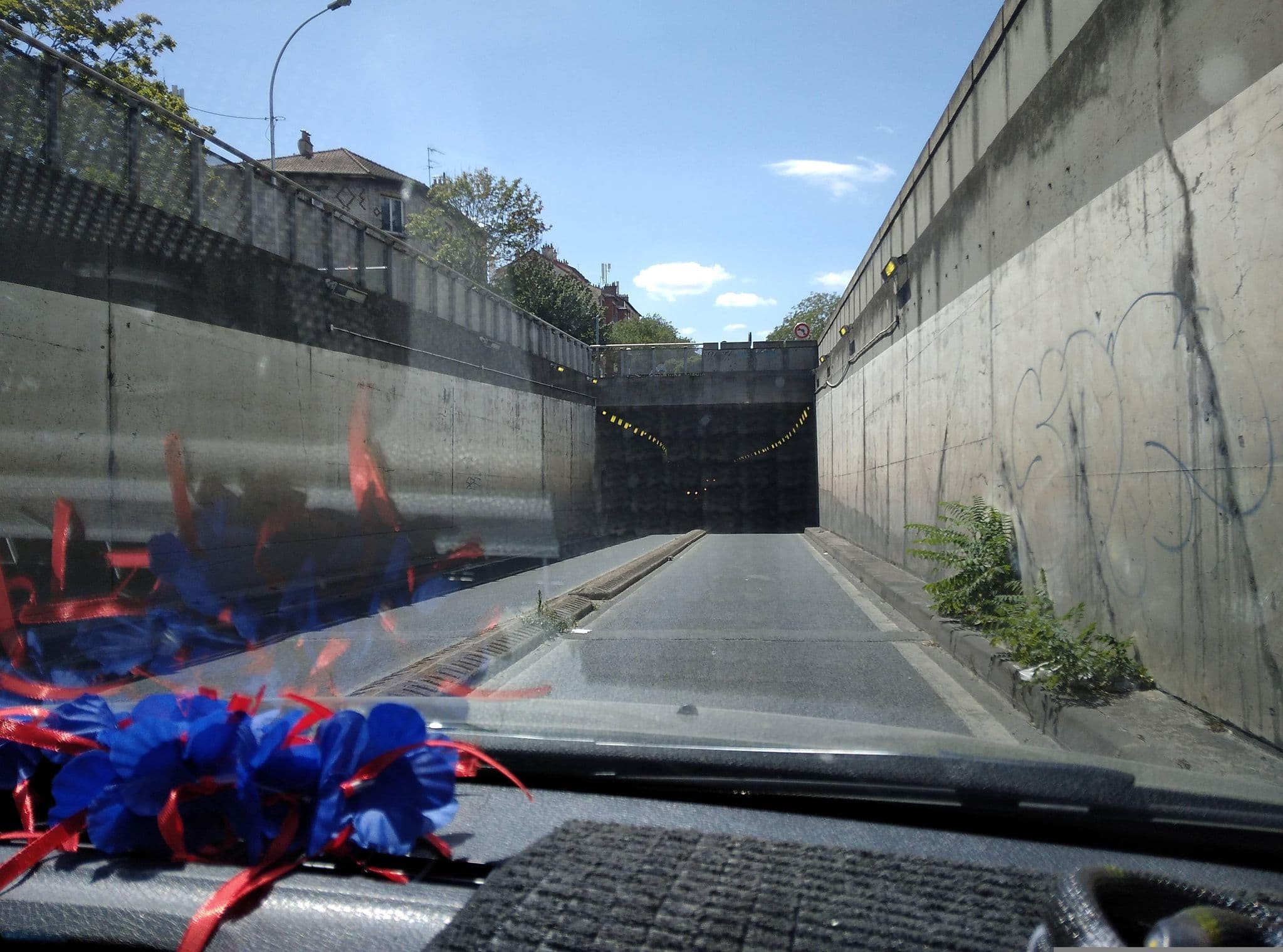 Street view near Selectour - Voyages des 4 routes, La Courneuve — © didoudidi77 (CC BY-SA · Mapillary)