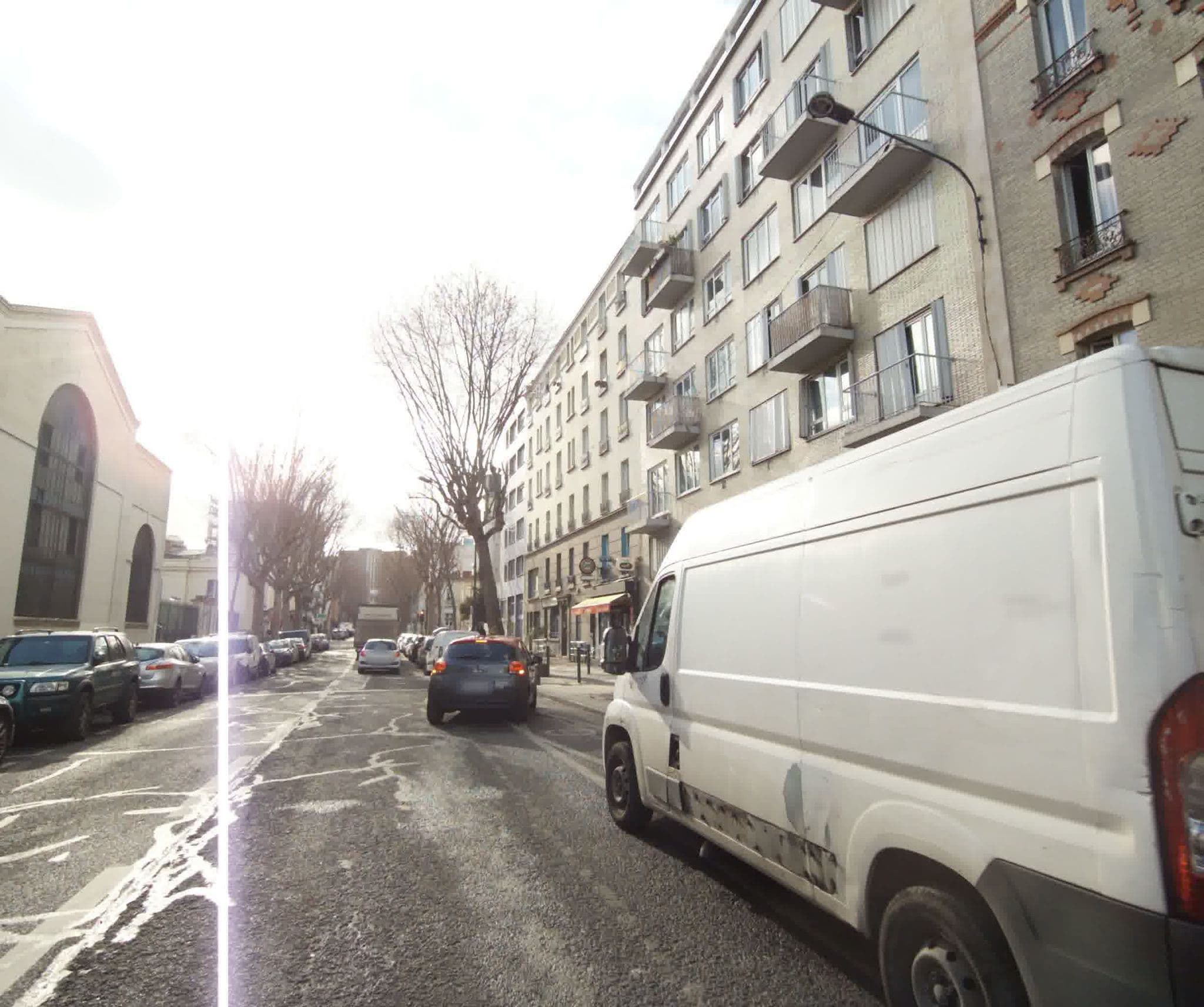 Street view near Le Point du Jour, Saint-Ouen — © sogefi (CC BY-SA · Mapillary)
