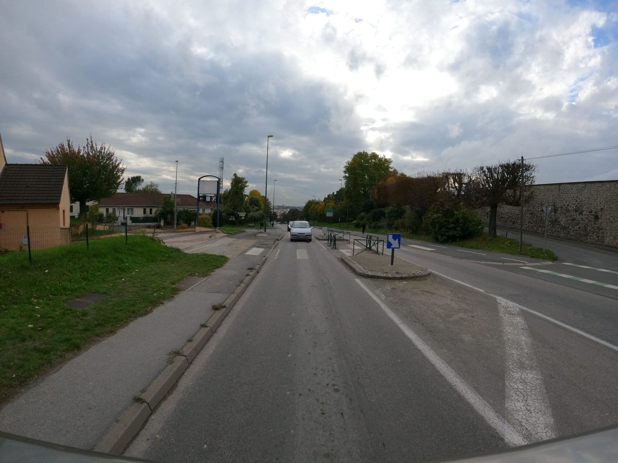 Street view near Premiere Classe MLV, Chelles — © stephanep (CC BY-SA · Mapillary)