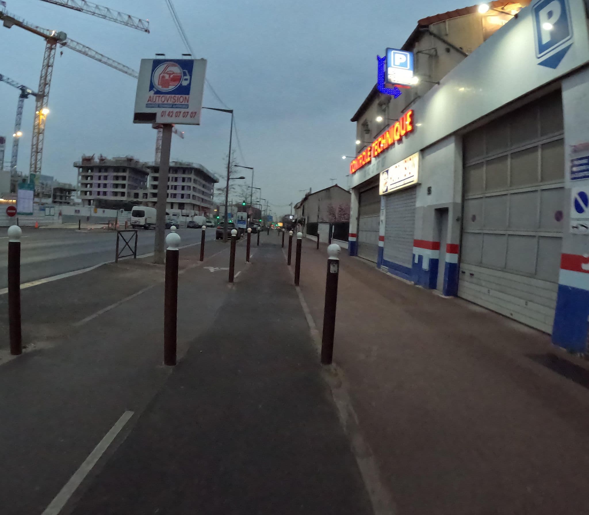 Street view near Résidences Services Gestion, Maisons-Alfort — © didier2020 (CC BY-SA · Mapillary)