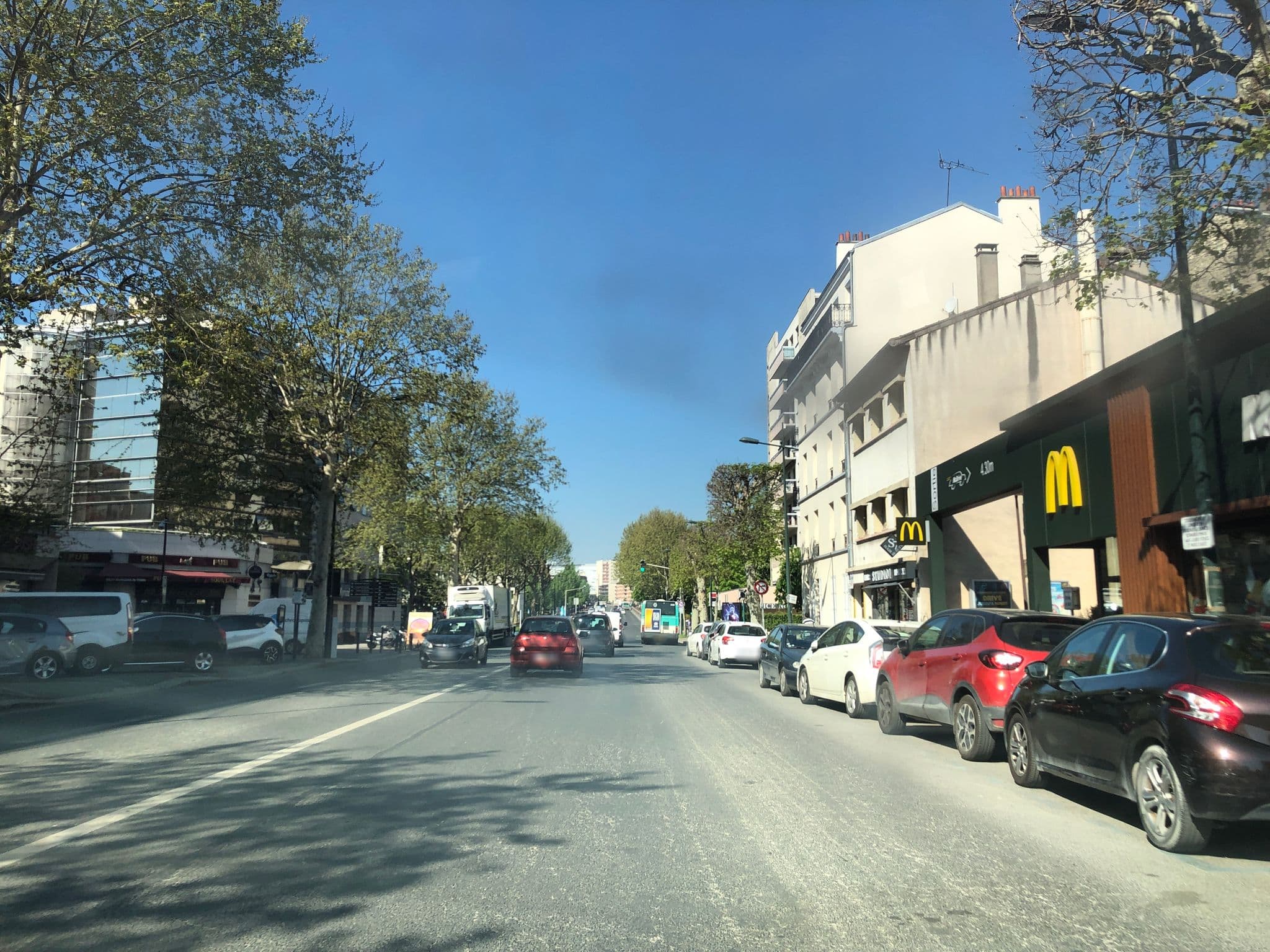 Street view near Tulip Residences Joinville-Le-Pont, Joinville-le-Pont — © cquest (CC BY-SA · Mapillary)