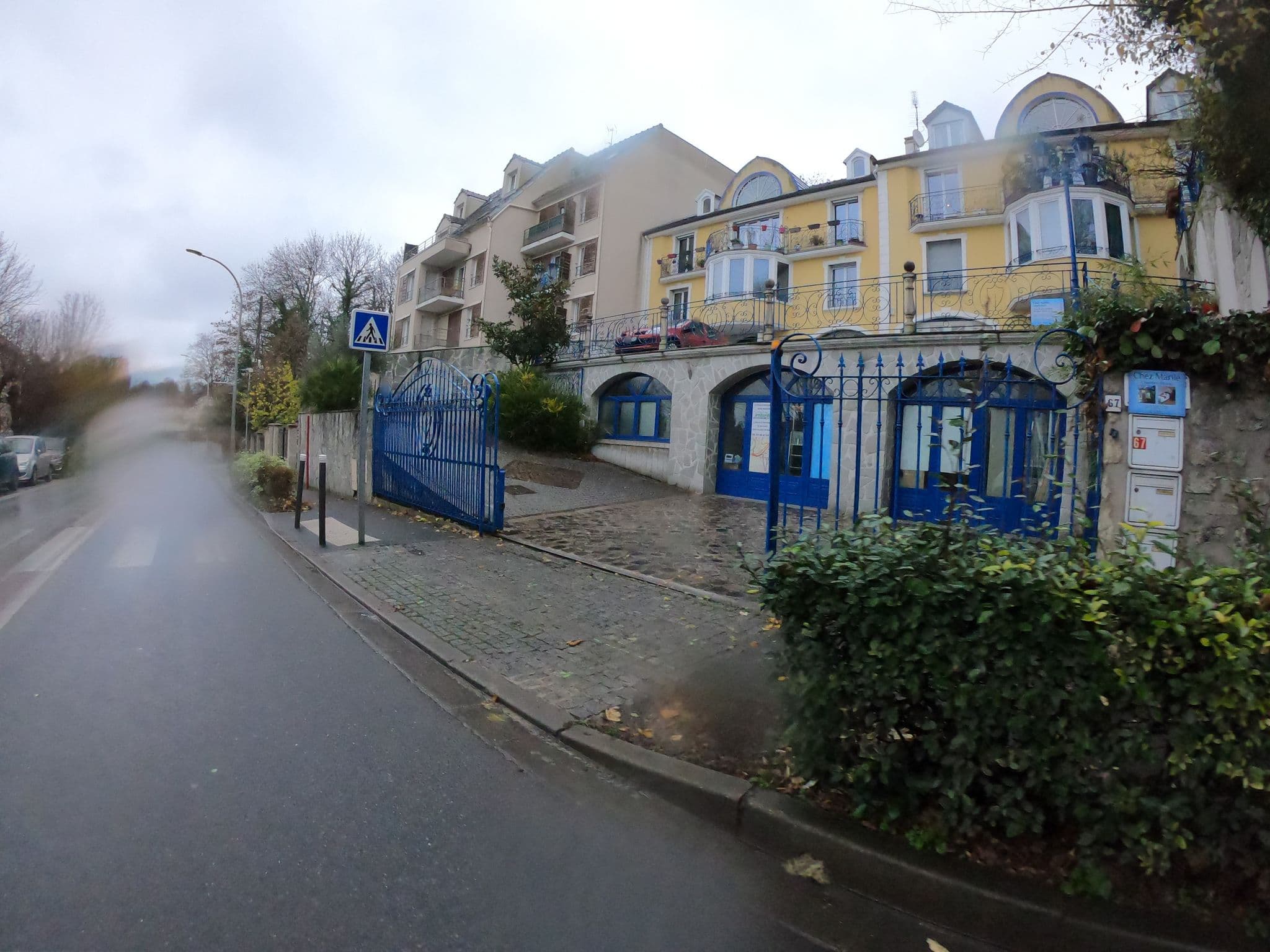 Street view near CHEZ MARILE, Bry-sur-Marne — © cartocite (CC BY-SA · Mapillary)