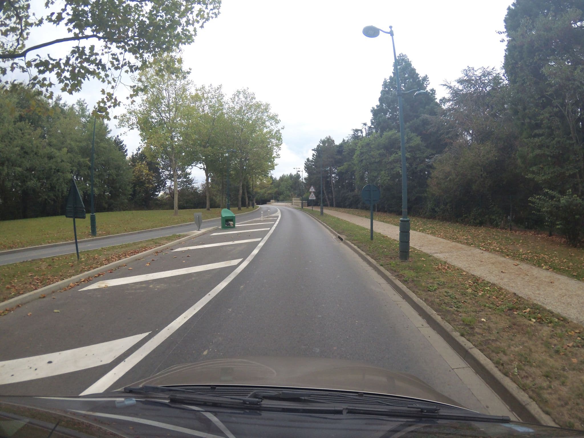 Street view near Room 3212, Magny-le-Hongre — © stephanep (CC BY-SA · Mapillary)