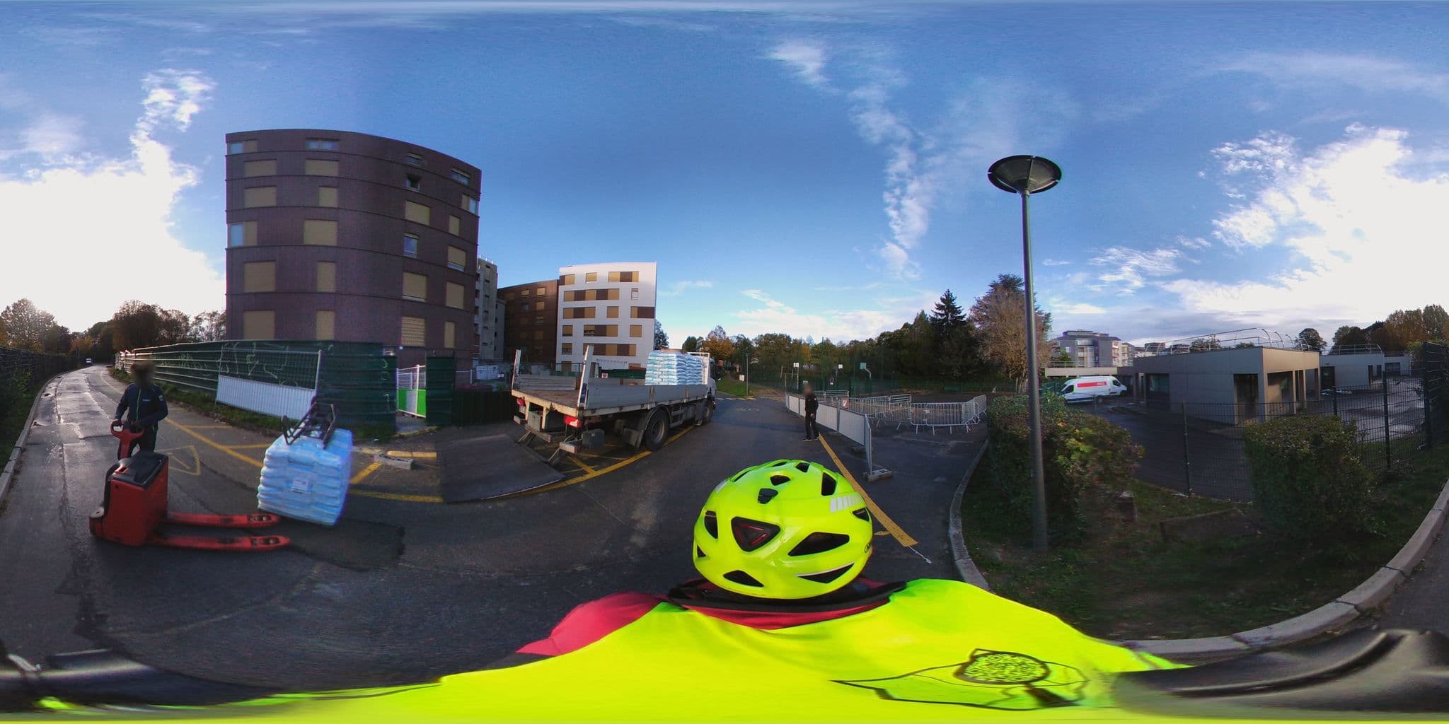 Street view near Adoma, Noisiel — © cartocite (CC BY-SA · Mapillary)