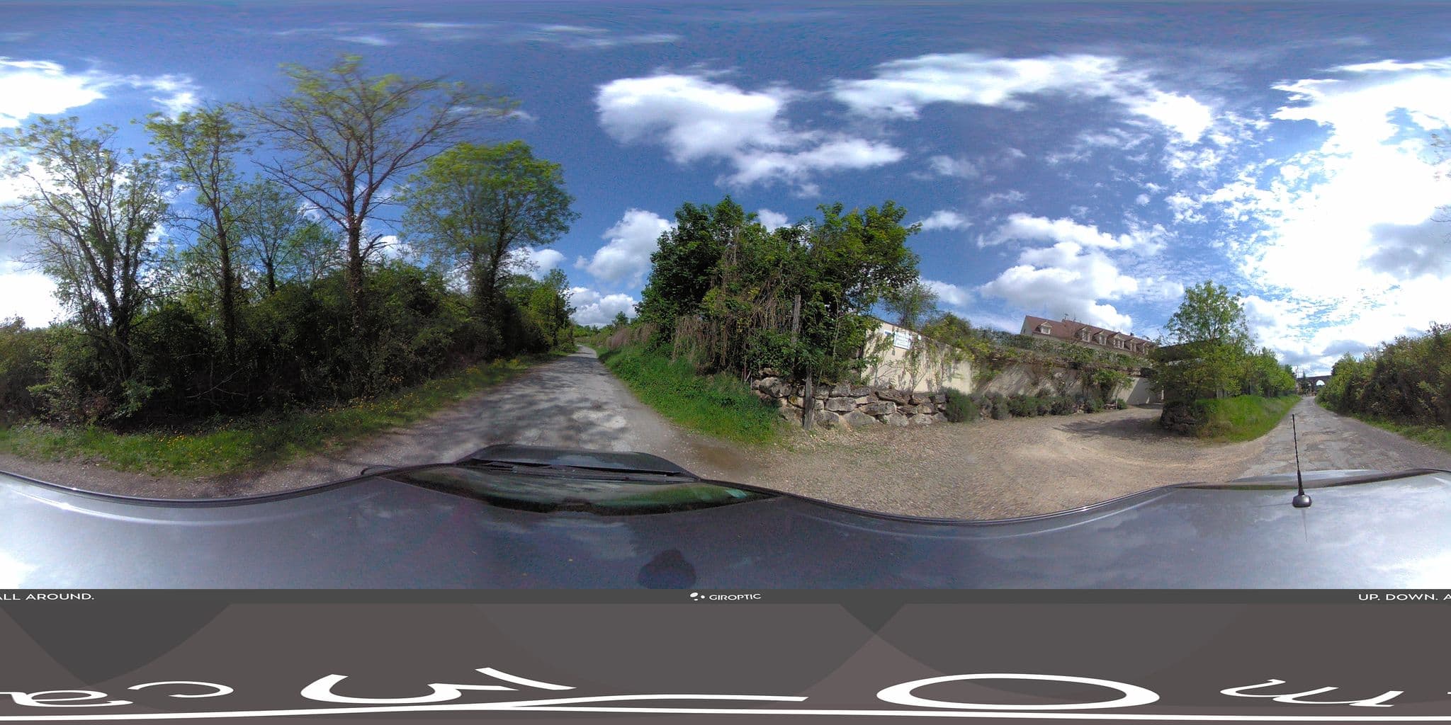 Street view near Choain Thierry, Chantilly — © kobold (CC BY-SA · Mapillary)