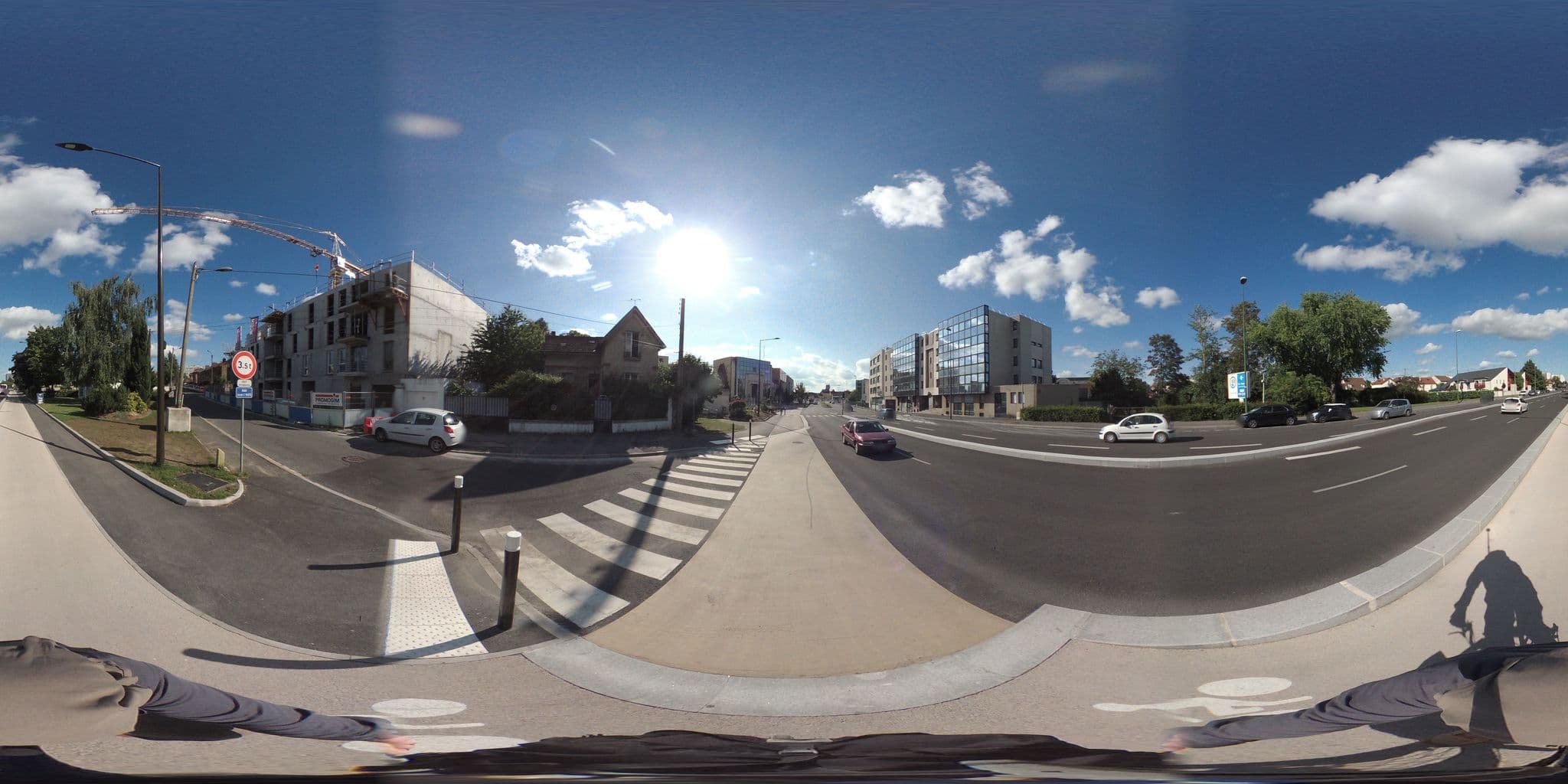 Street view near Club Sportif de Meaux Handisport, Meaux — © geovelo (CC BY-SA · Mapillary)