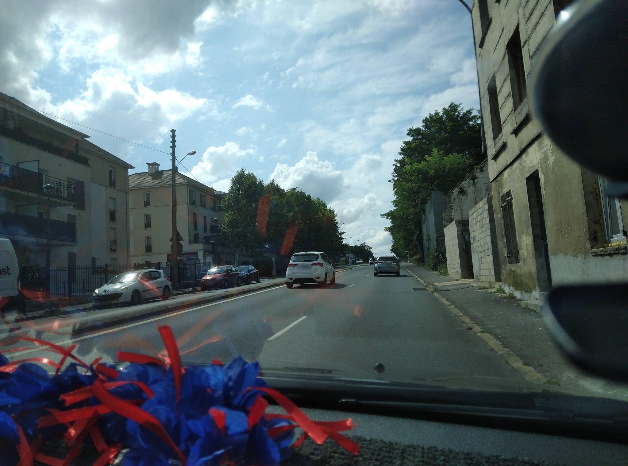 Street view near B&B La Petadiere, Meaux — © didoudidi77 (CC BY-SA · Mapillary)