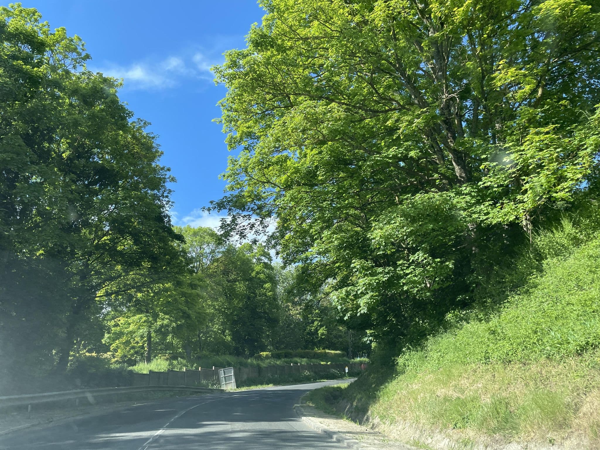 Street view near Centre de Vacances de la Courneuve, Villenoy — © zlitus (CC BY-SA · Mapillary)