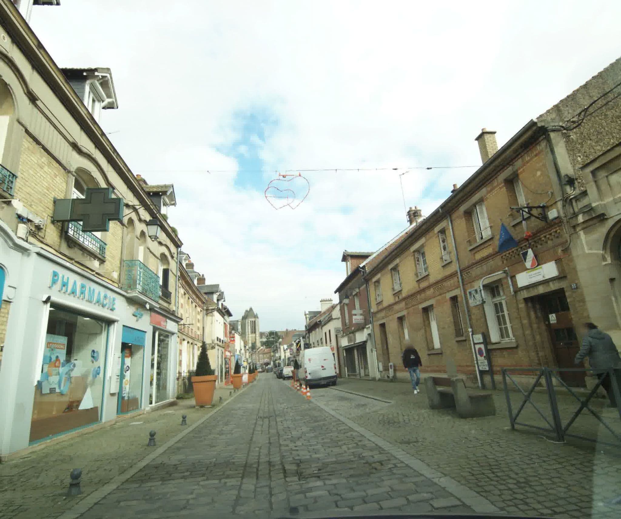 Street view near Noviomagus II, Noyon — © sogefi (CC BY-SA · Mapillary)