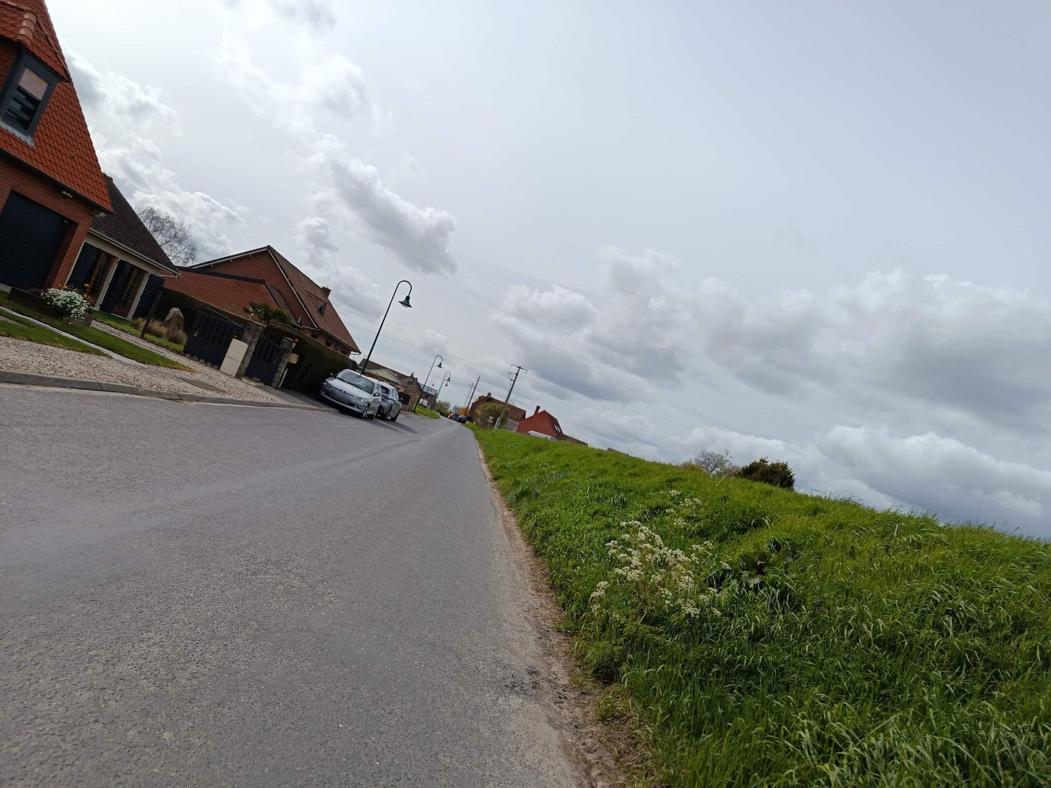 Street view near Le gite des Menhirs, Mont-Saint-Éloi — © kritic (CC BY-SA · Mapillary)