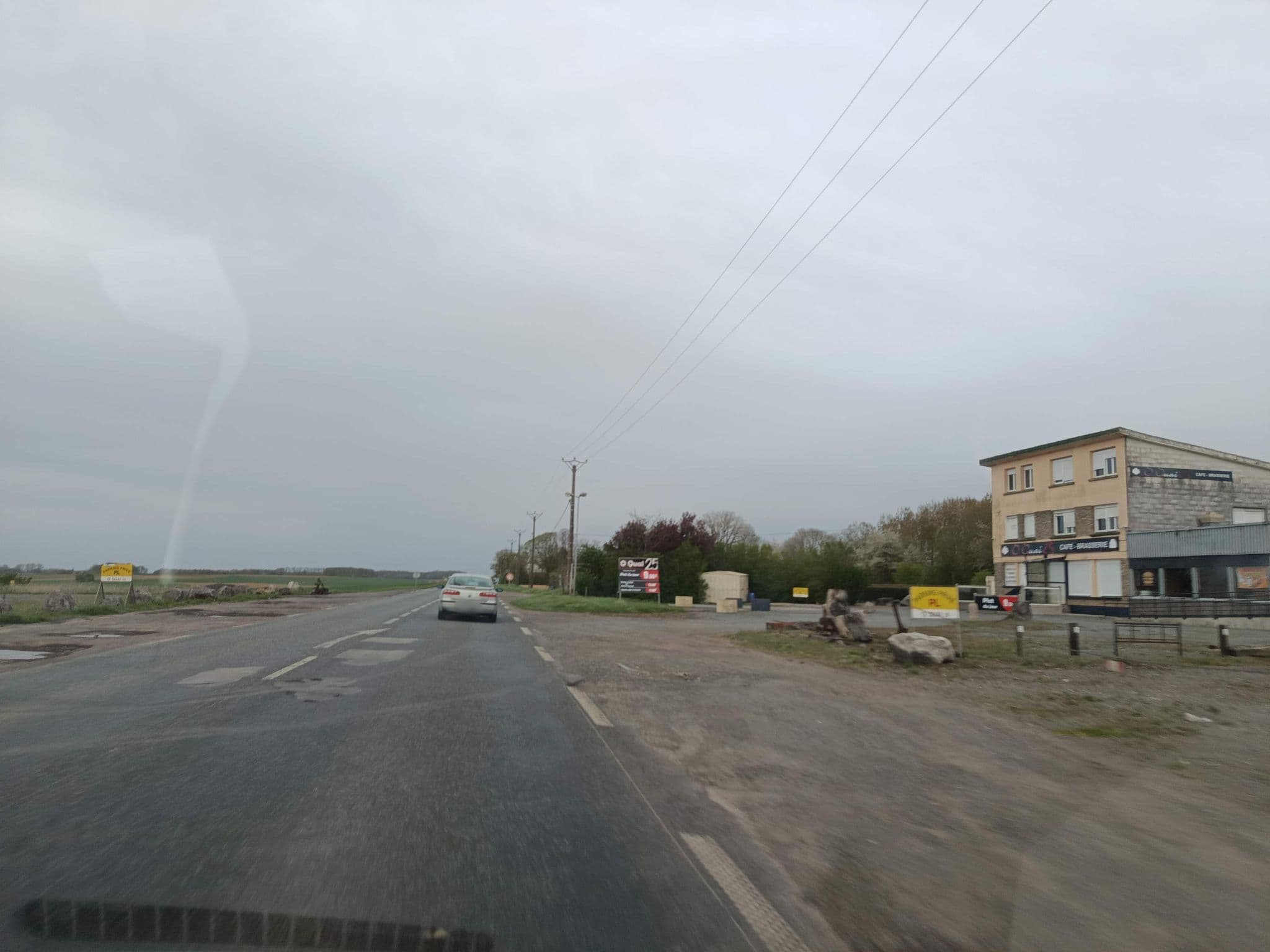 Street view near Le Relais du Sud, Beaumetz-lès-Loges — © kritic (CC BY-SA · Mapillary)