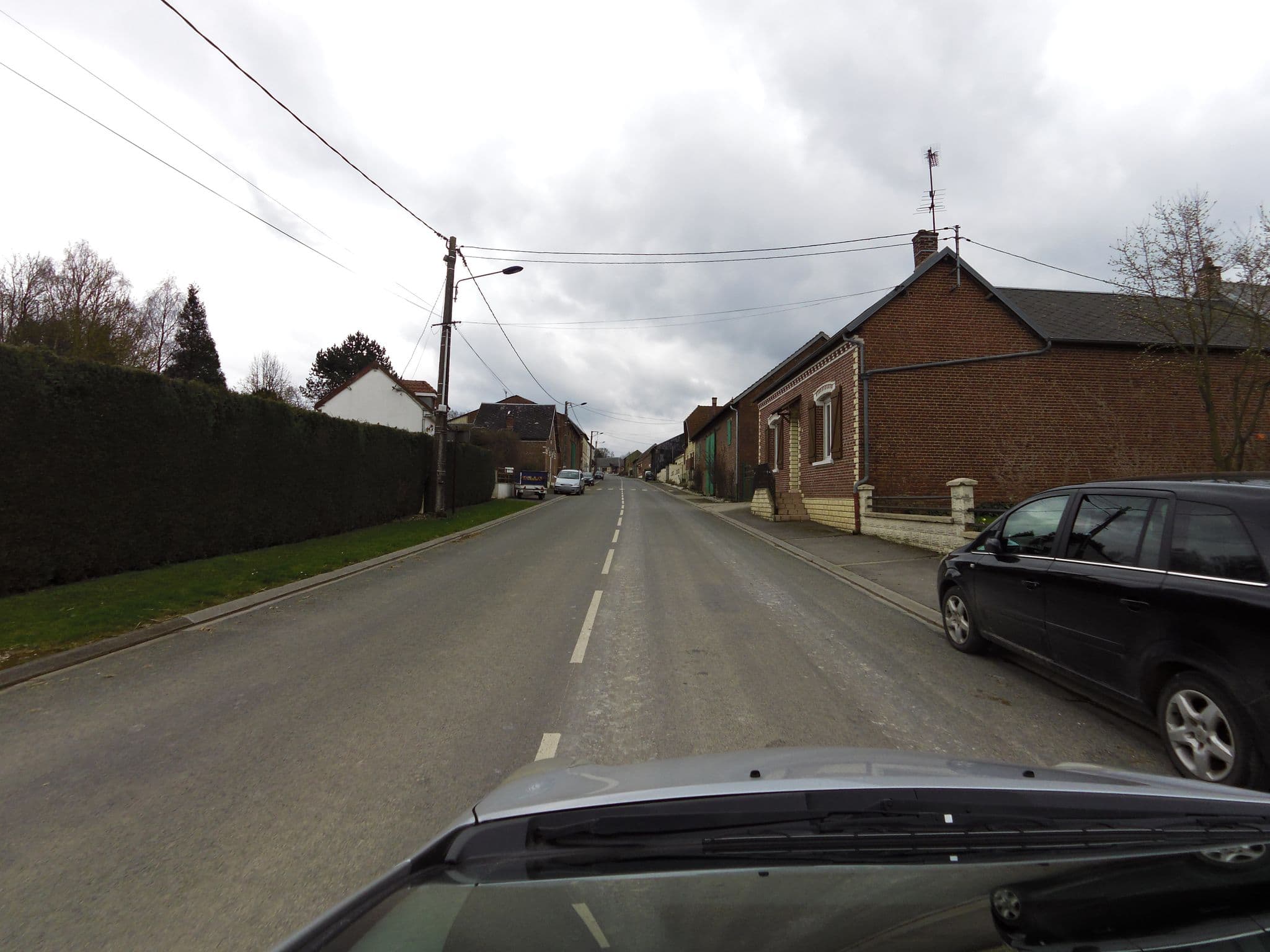 Street view near La Cabane du Trappeur, Bapaume — © zors1843 (CC BY-SA · Mapillary)
