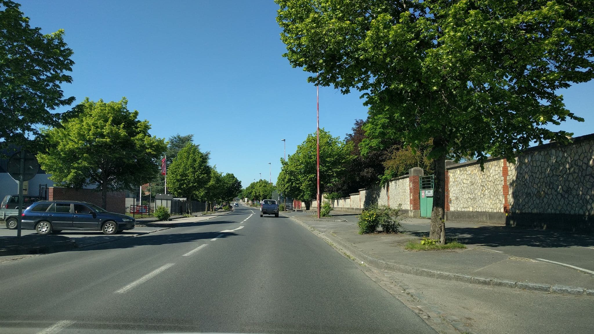 Street view near Ferreira et Henriques, Péronne — © mappy_sa (CC BY-SA · Mapillary)