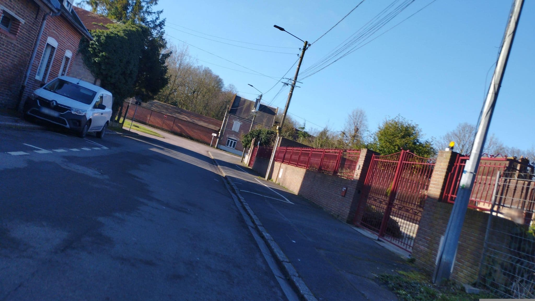Street view near Plumes & Coton, Anzin-Saint-Aubin — © kritic (CC BY-SA · Mapillary)