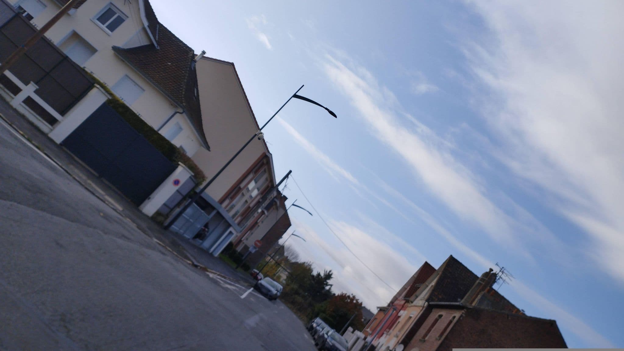 Street view near Le Gite Bleu, Arras — © kritic (CC BY-SA · Mapillary)
